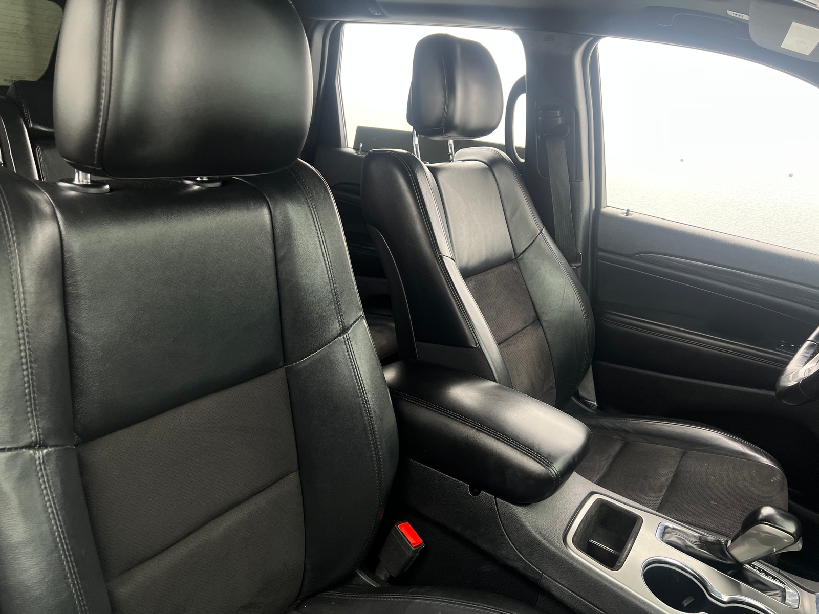 Thumbnail: 2020 Jeep Grand Cherokee - 2