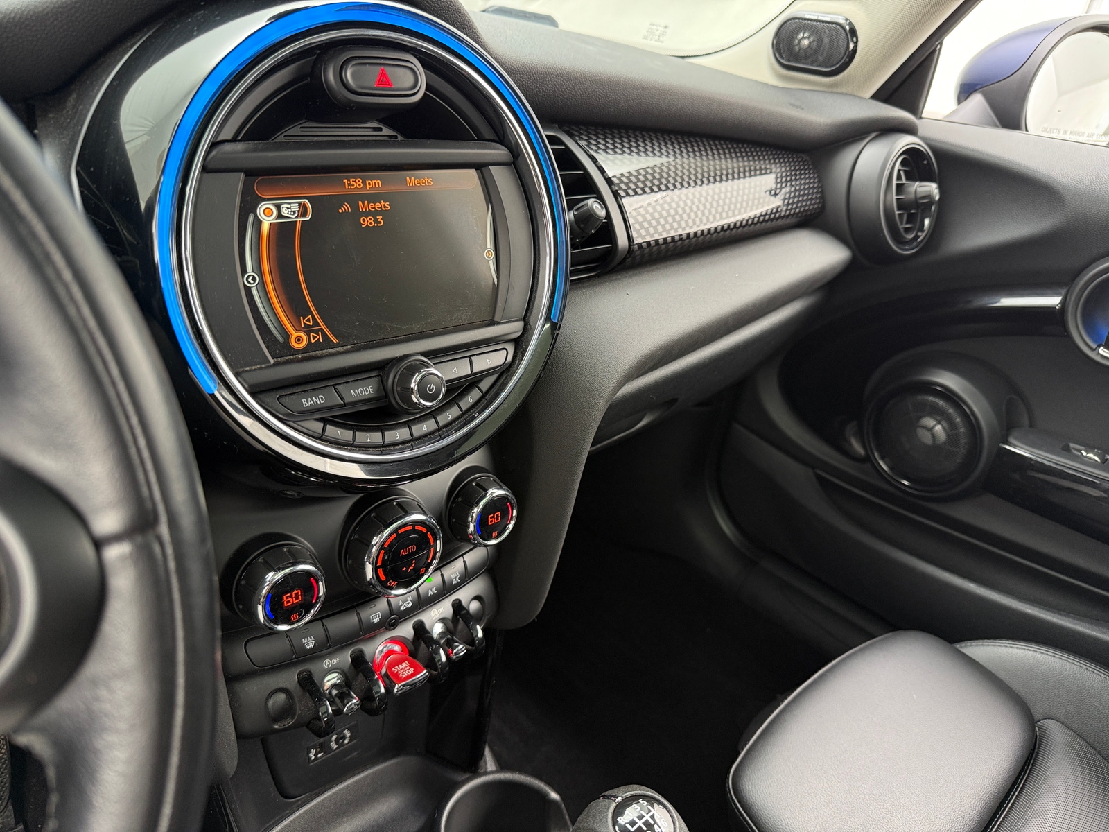 Thumbnail: 2017 MINI Cooper Hardtop - 3