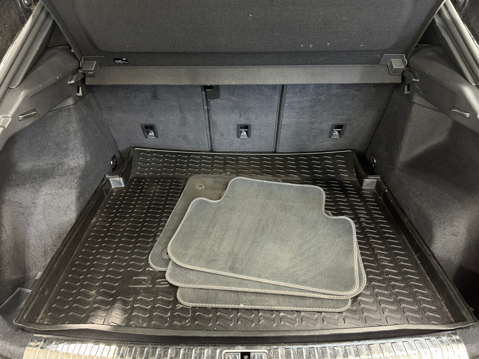 Thumbnail: 2022 Audi Q3 - 6