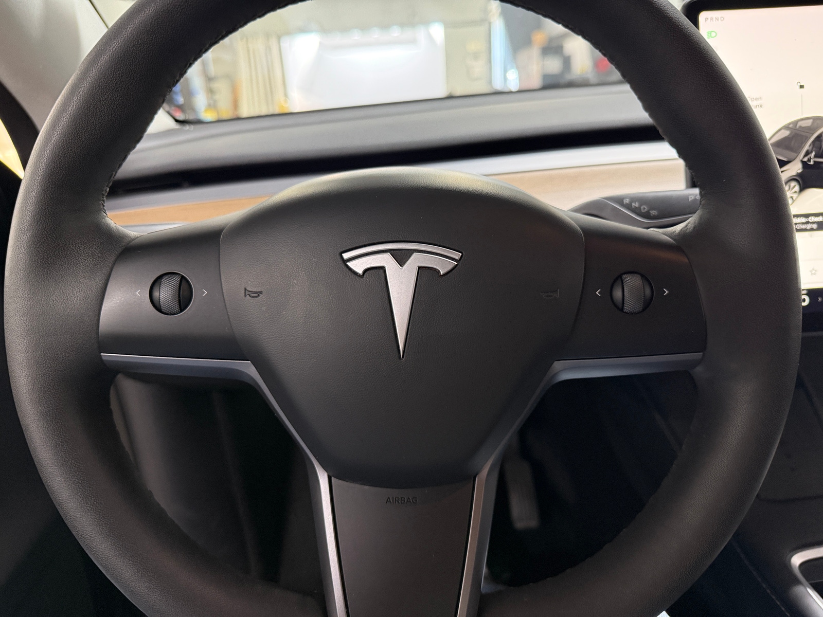Thumbnail: 2023 Tesla Model Y - 4