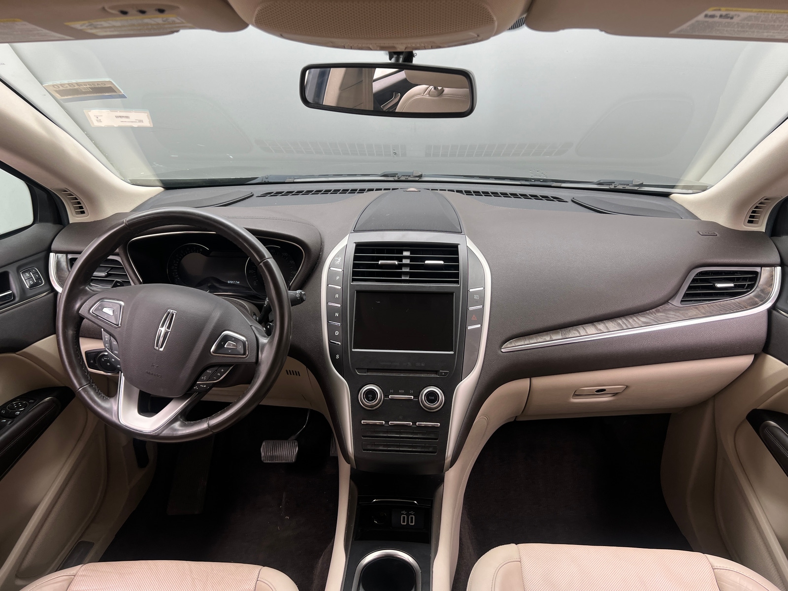 Thumbnail: 2017 Lincoln MKC - 2