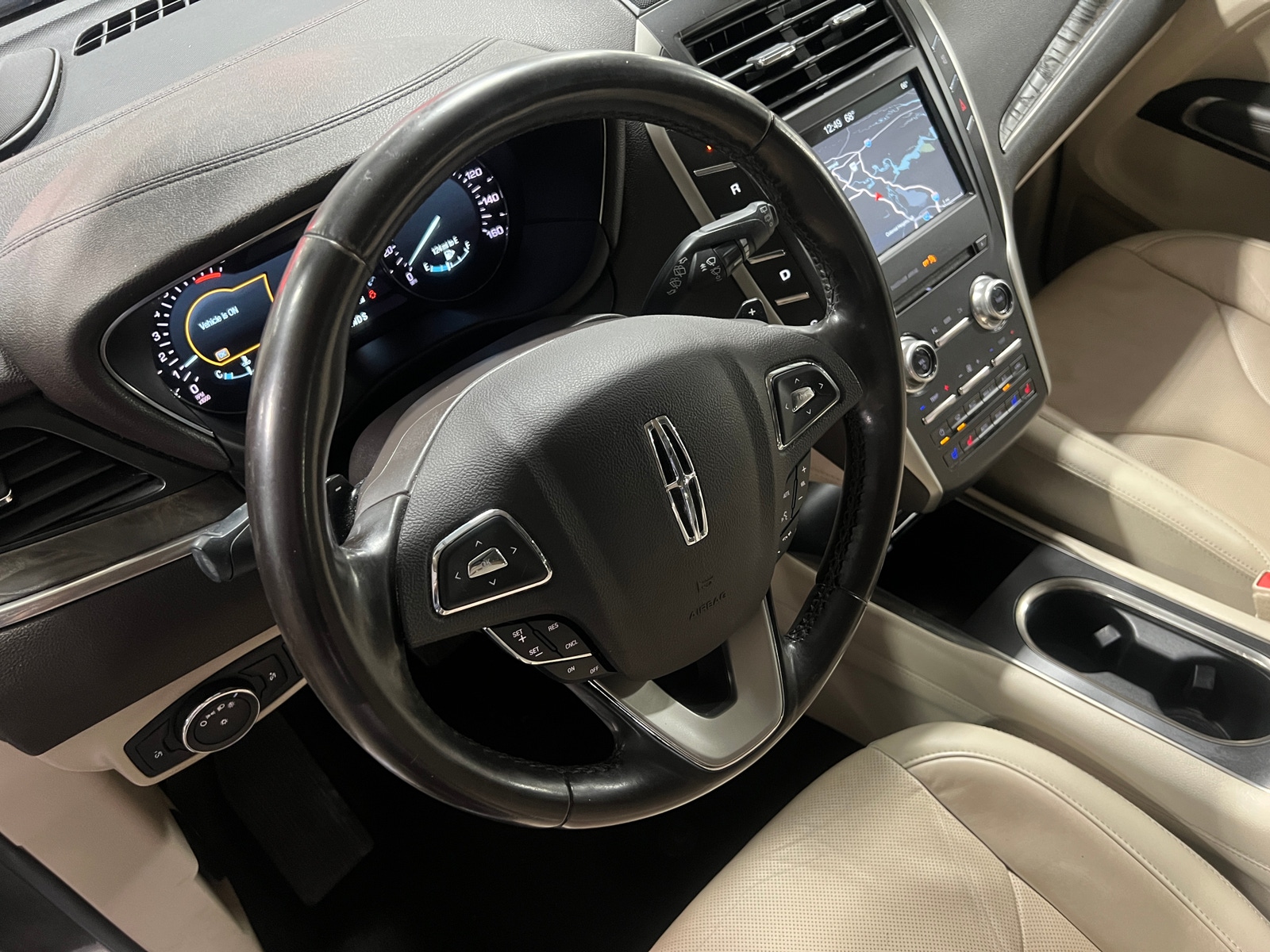 Thumbnail: 2017 Lincoln MKC - 4