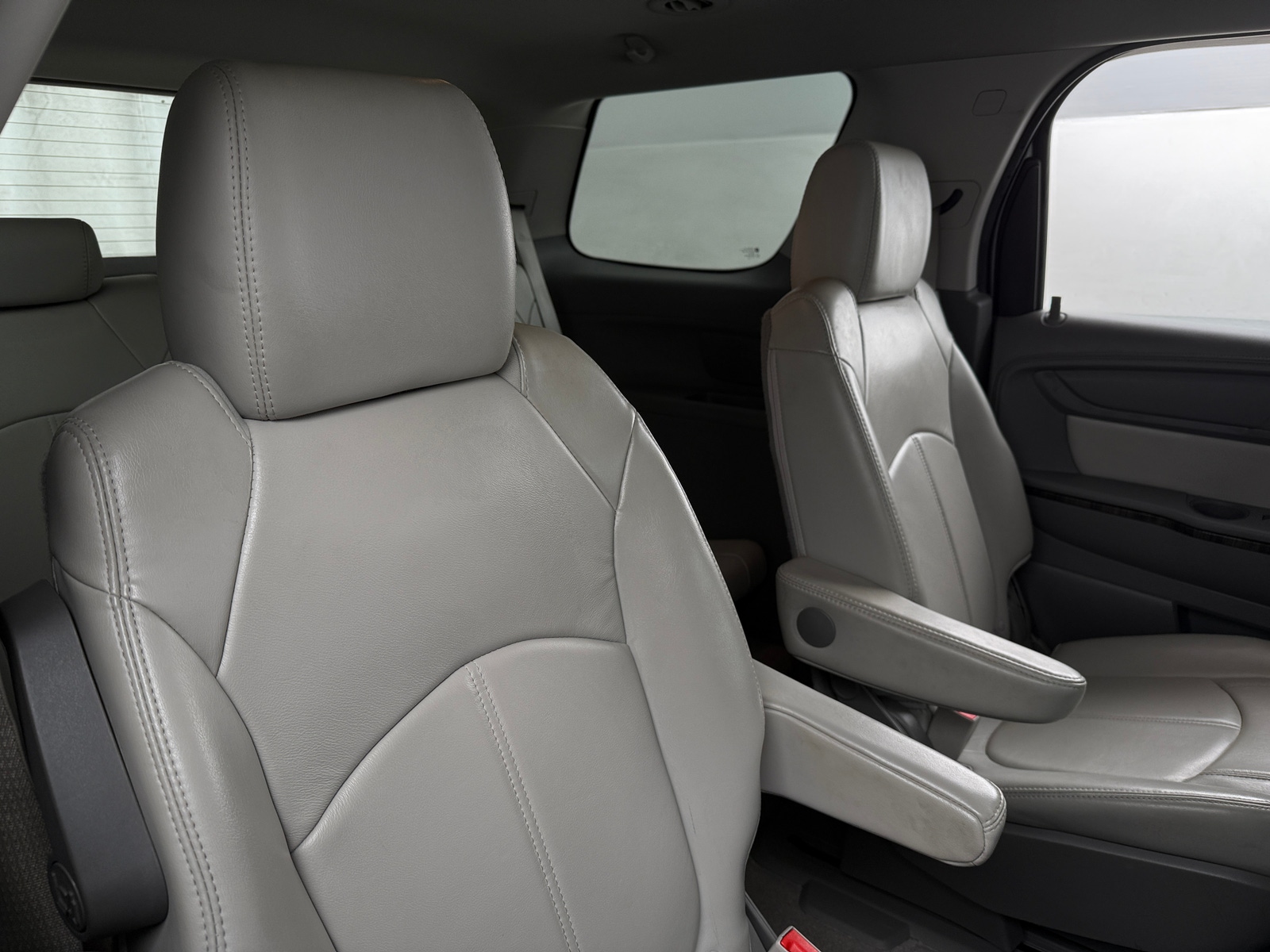 Thumbnail: 2013 GMC Acadia - 5