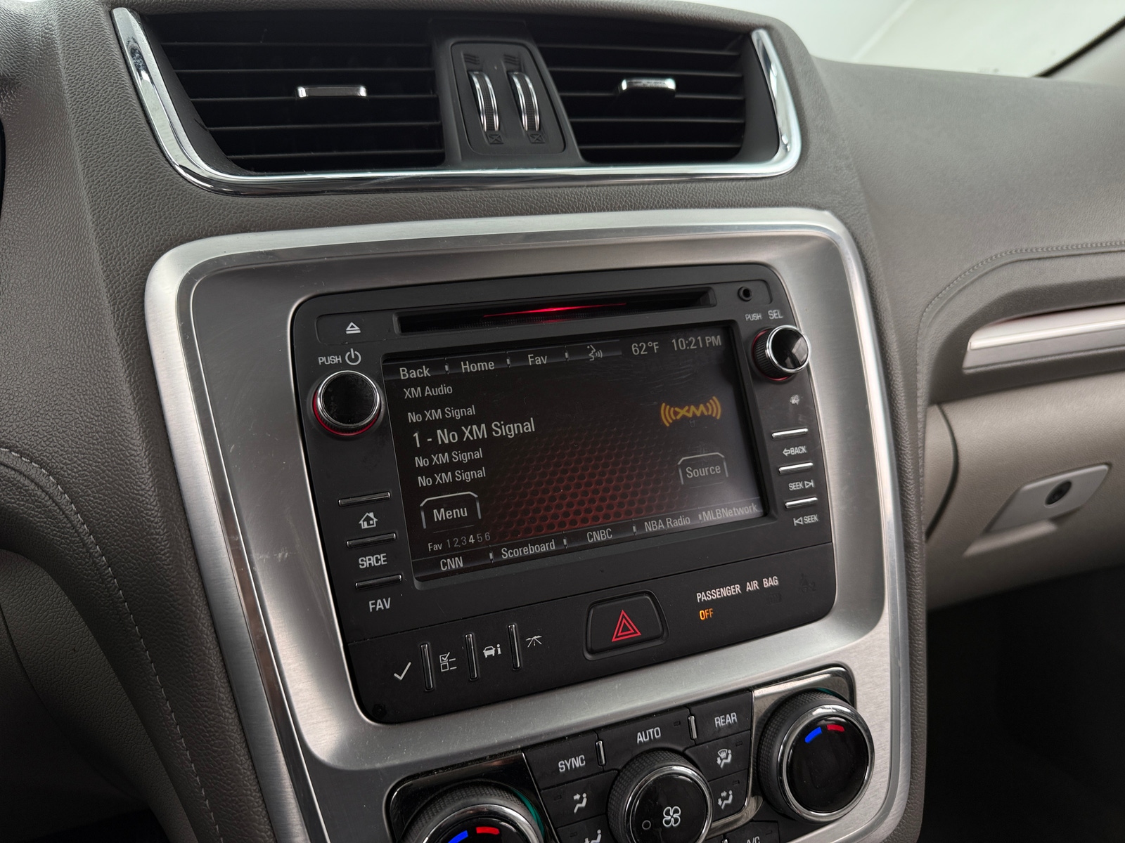 Thumbnail: 2013 GMC Acadia - 3