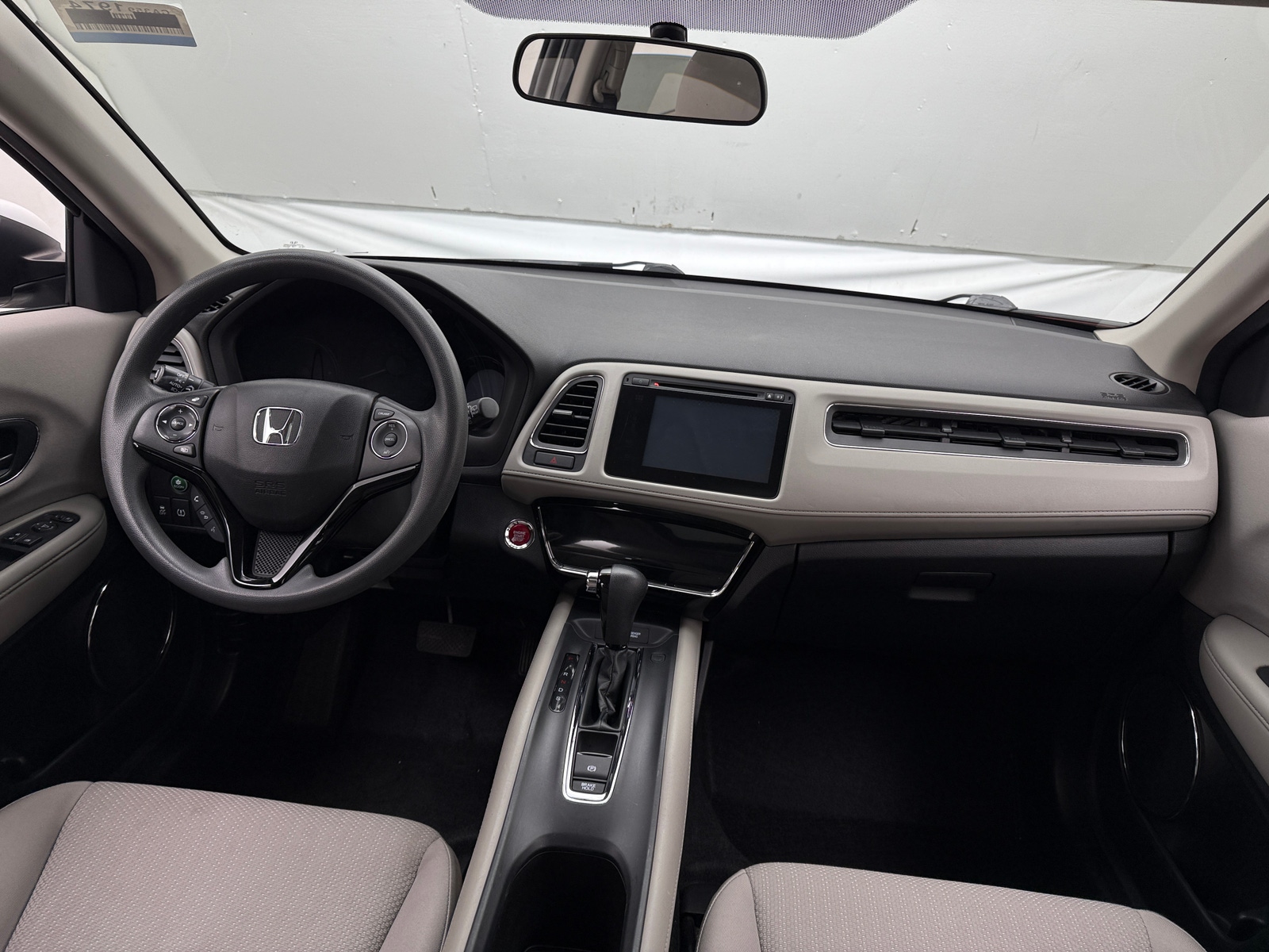 Thumbnail: 2016 Honda HR-V - 3