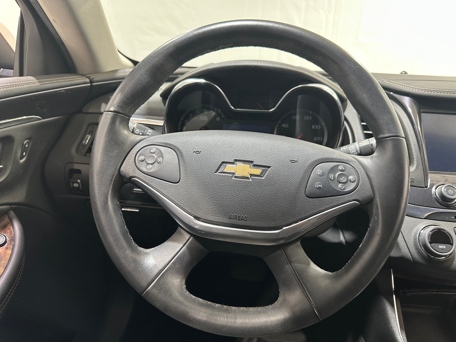 Thumbnail: 2014 Chevrolet Impala - 5