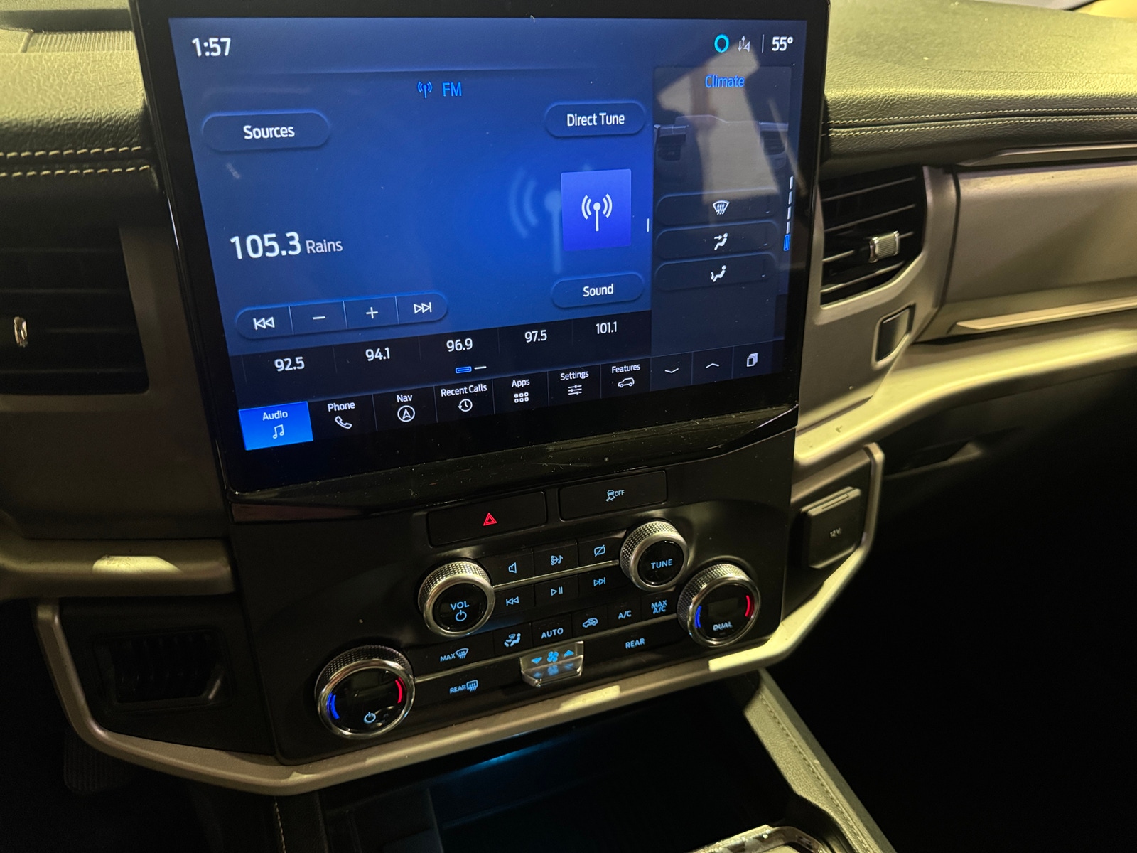 Thumbnail: 2022 Ford Expedition - 4