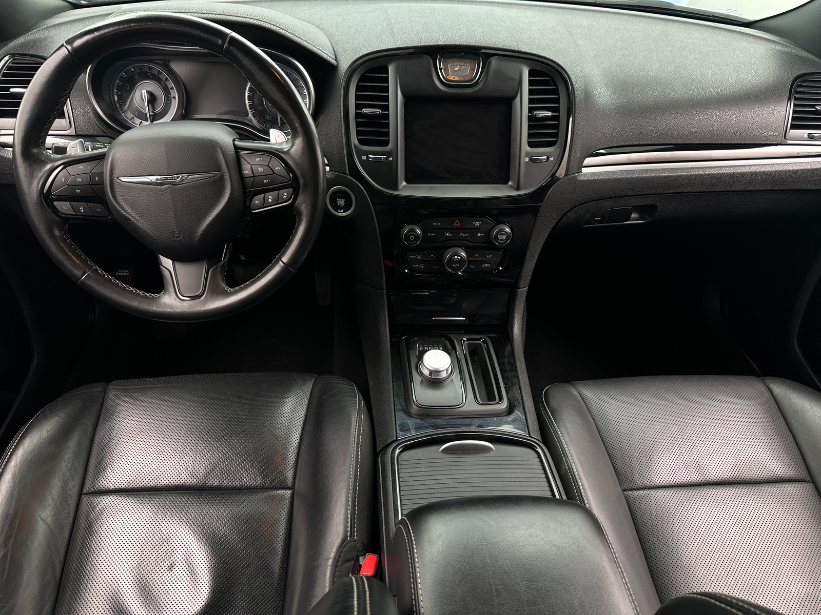 Thumbnail: 2021 Chrysler 300 - 2