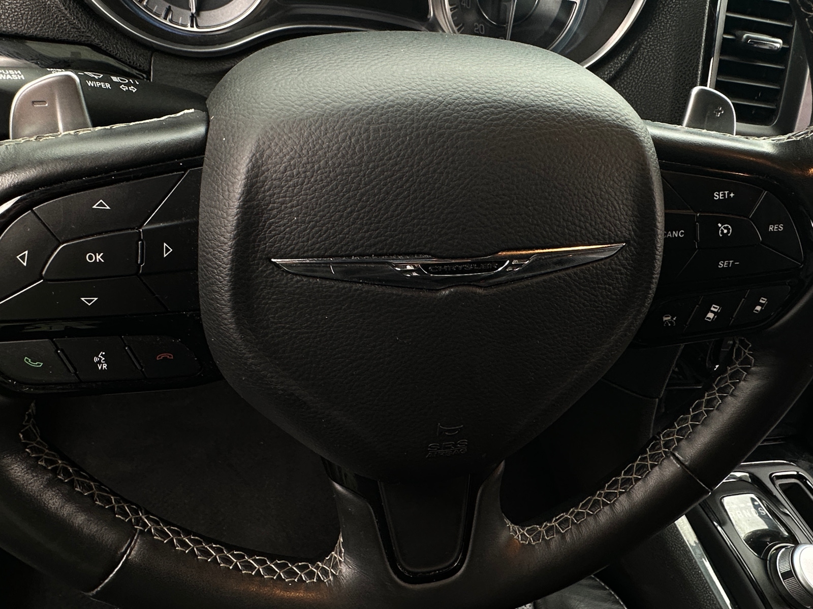 Thumbnail: 2021 Chrysler 300 - 4