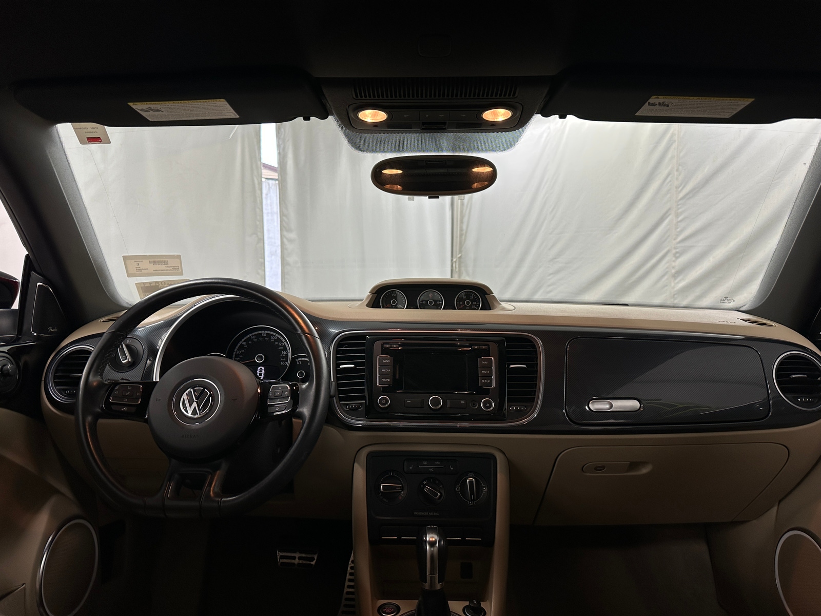 Thumbnail: 2013 Volkswagen Beetle - 3