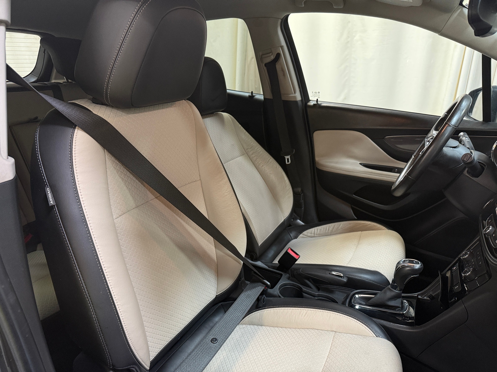 Thumbnail: 2017 Buick Encore - 2