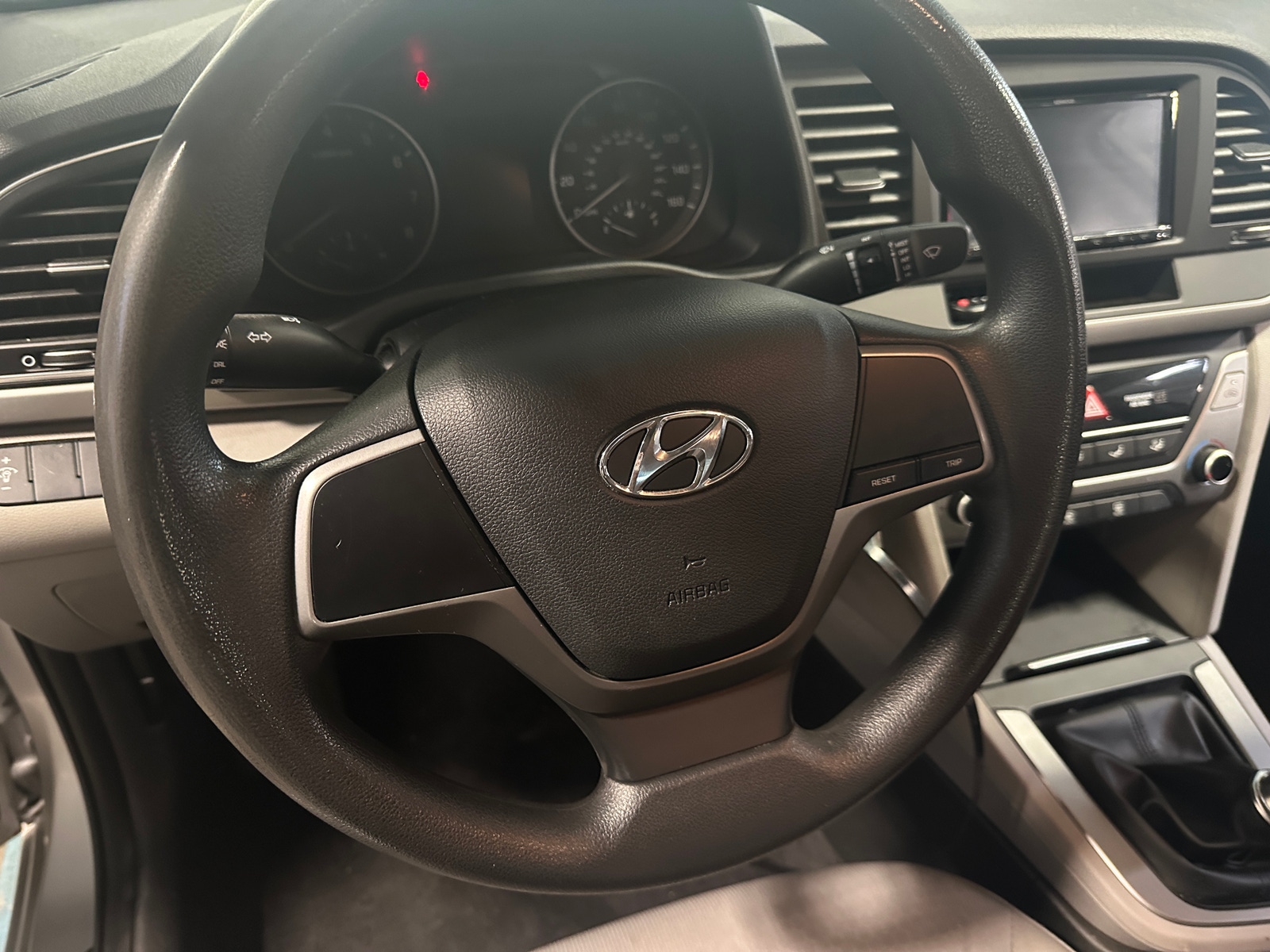 Thumbnail: 2017 Hyundai Elantra - 5