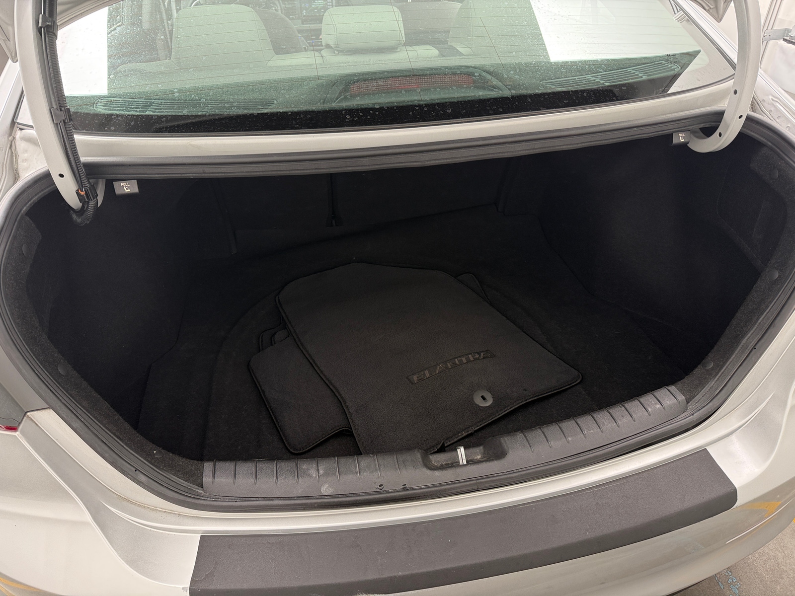 Thumbnail: 2017 Hyundai Elantra - 7