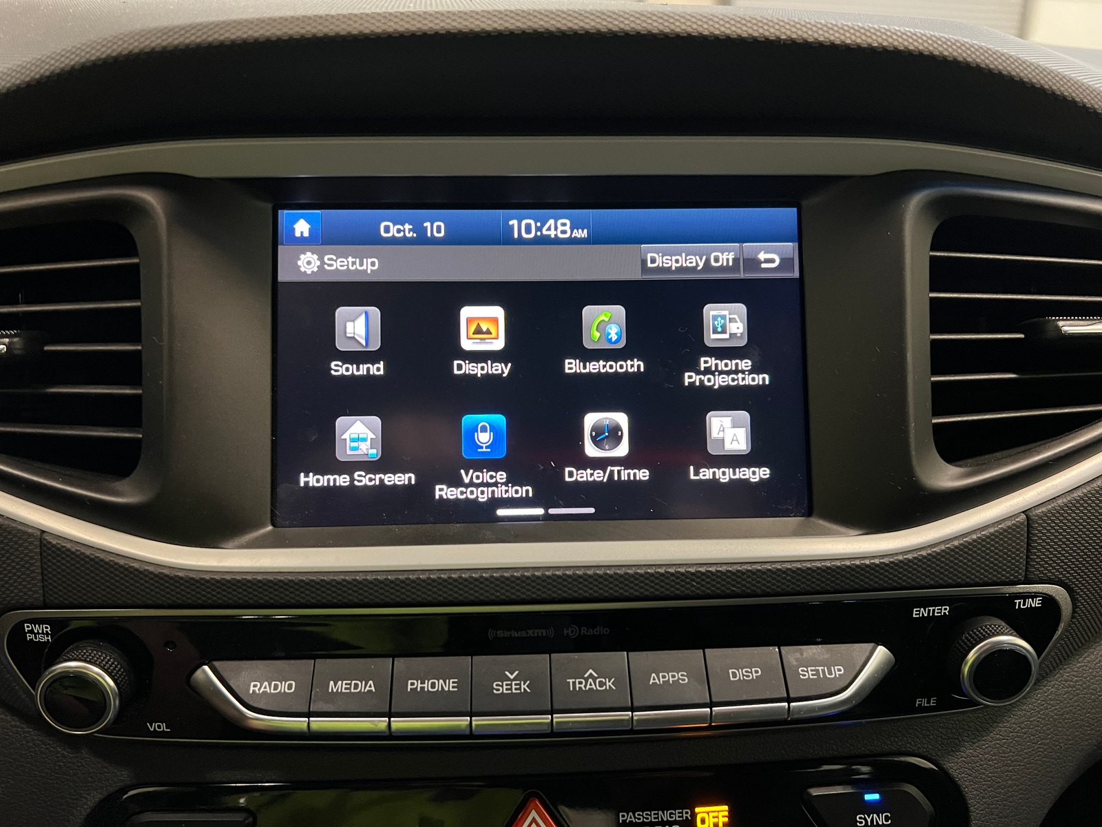Thumbnail: 2017 Hyundai Ioniq - 4