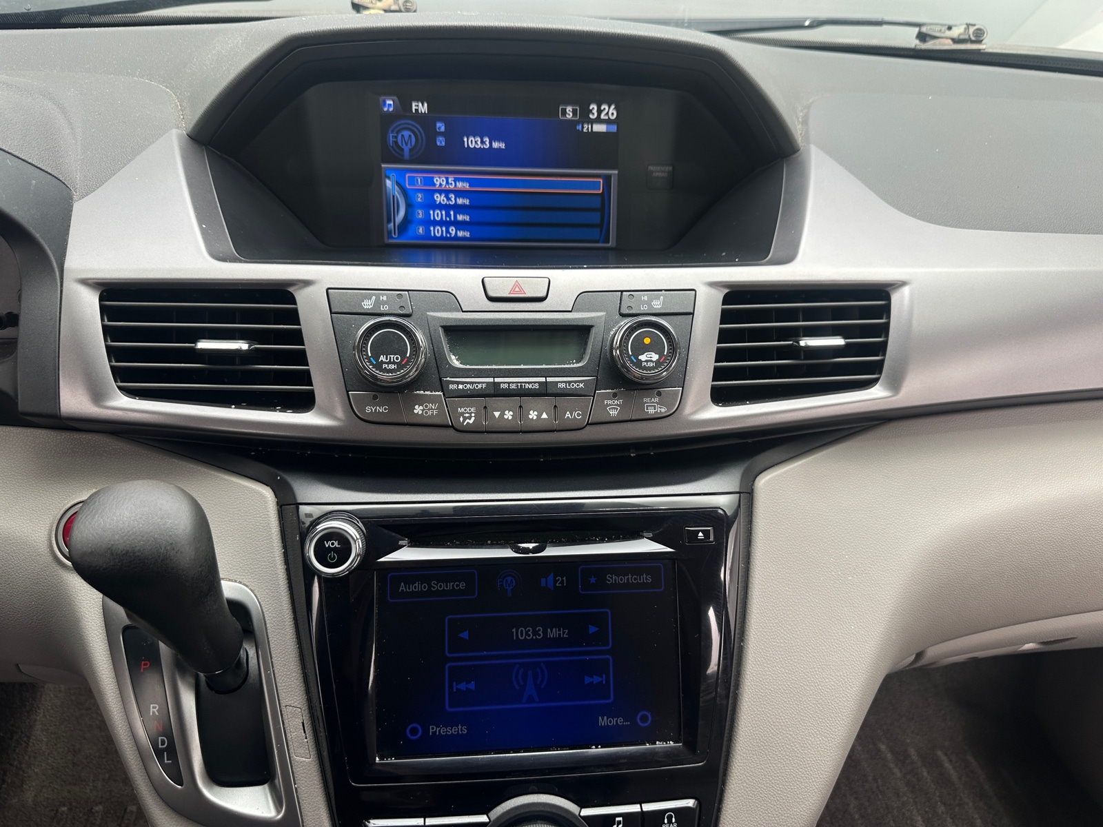 Thumbnail: 2014 Honda Odyssey - 3