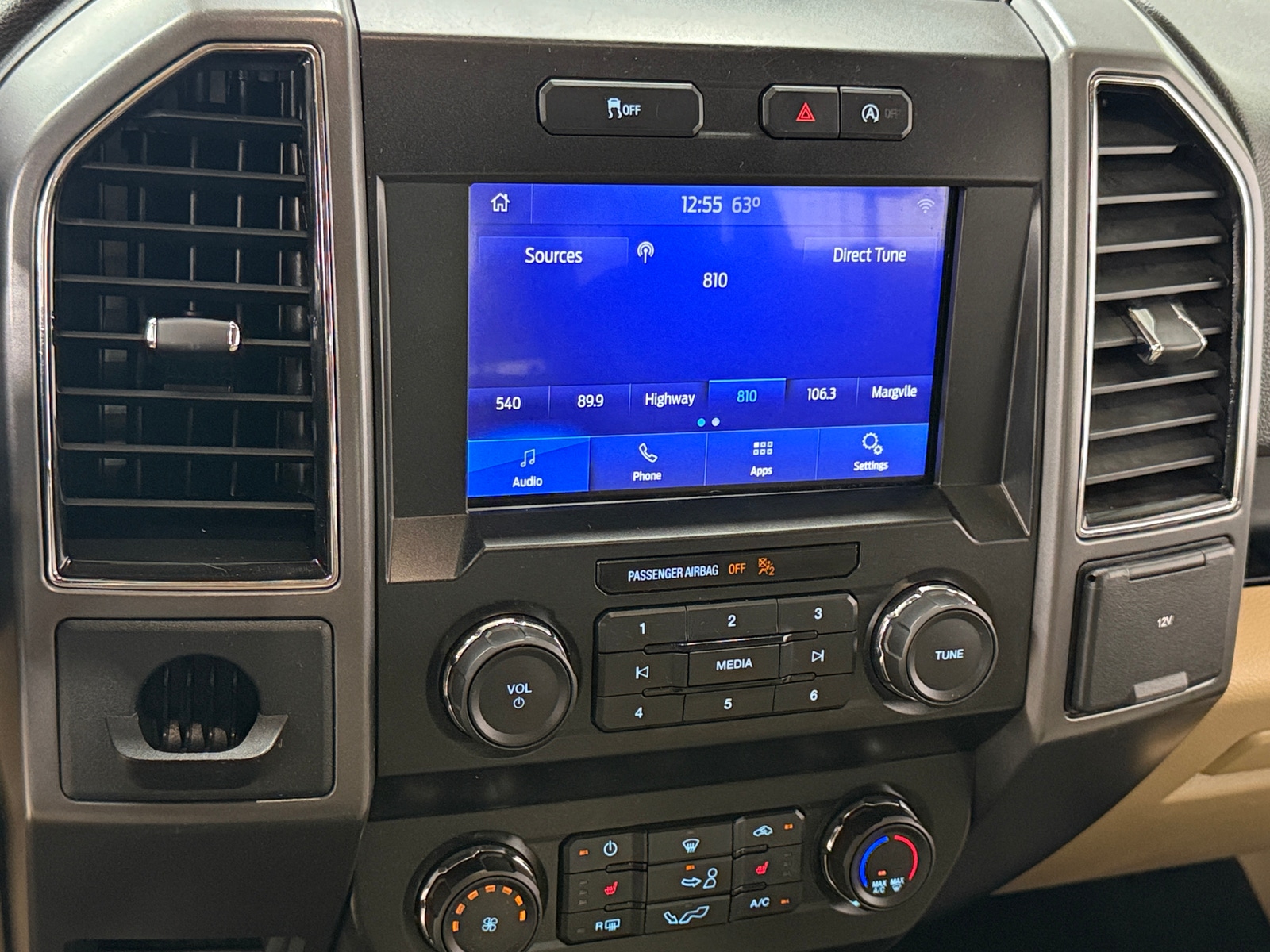 Thumbnail: 2020 Ford Econoline - 4