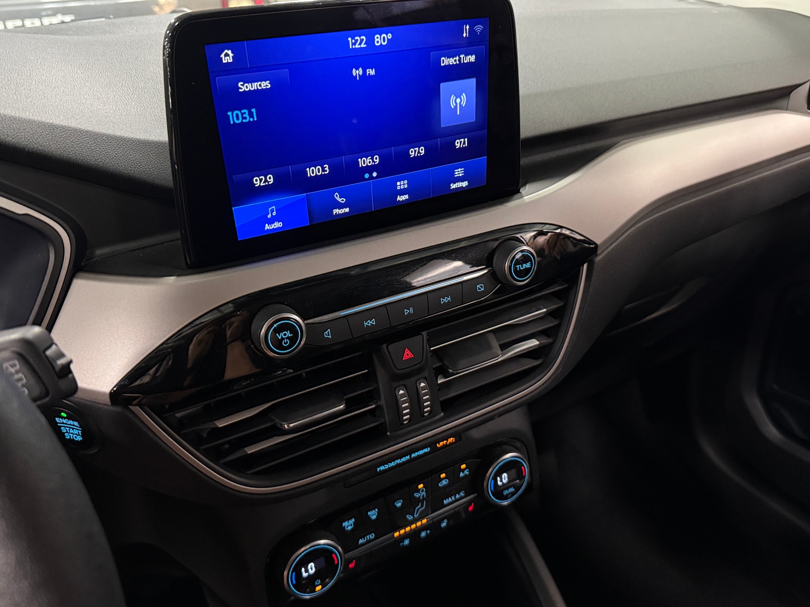 Thumbnail: 2021 Ford Escape - 3