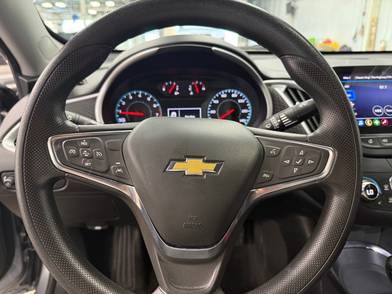 Thumbnail: 2024 Chevrolet Malibu - 5