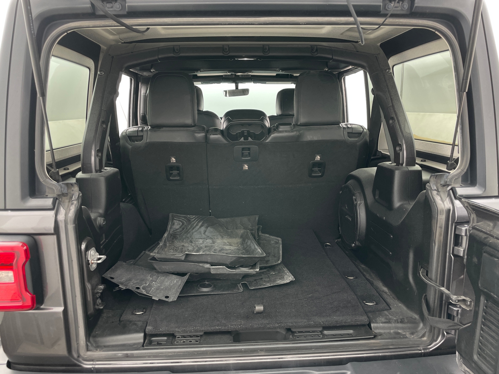 Thumbnail: 2018 Jeep Wrangler - 6