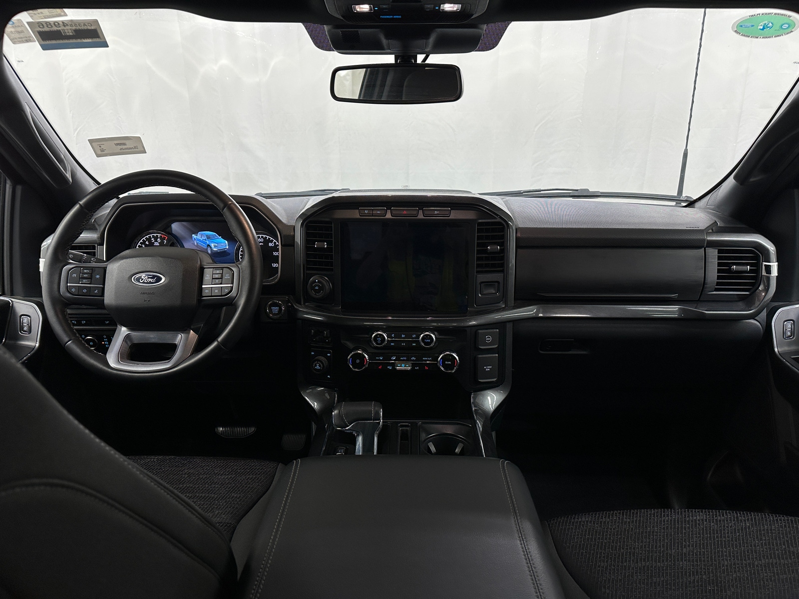 Thumbnail: 2023 Ford Econoline - 3