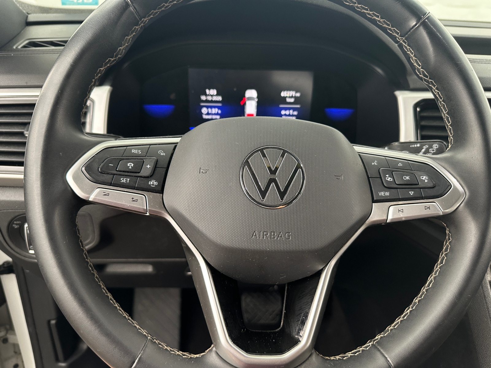 Thumbnail: 2022 Volkswagen Atlas - 4