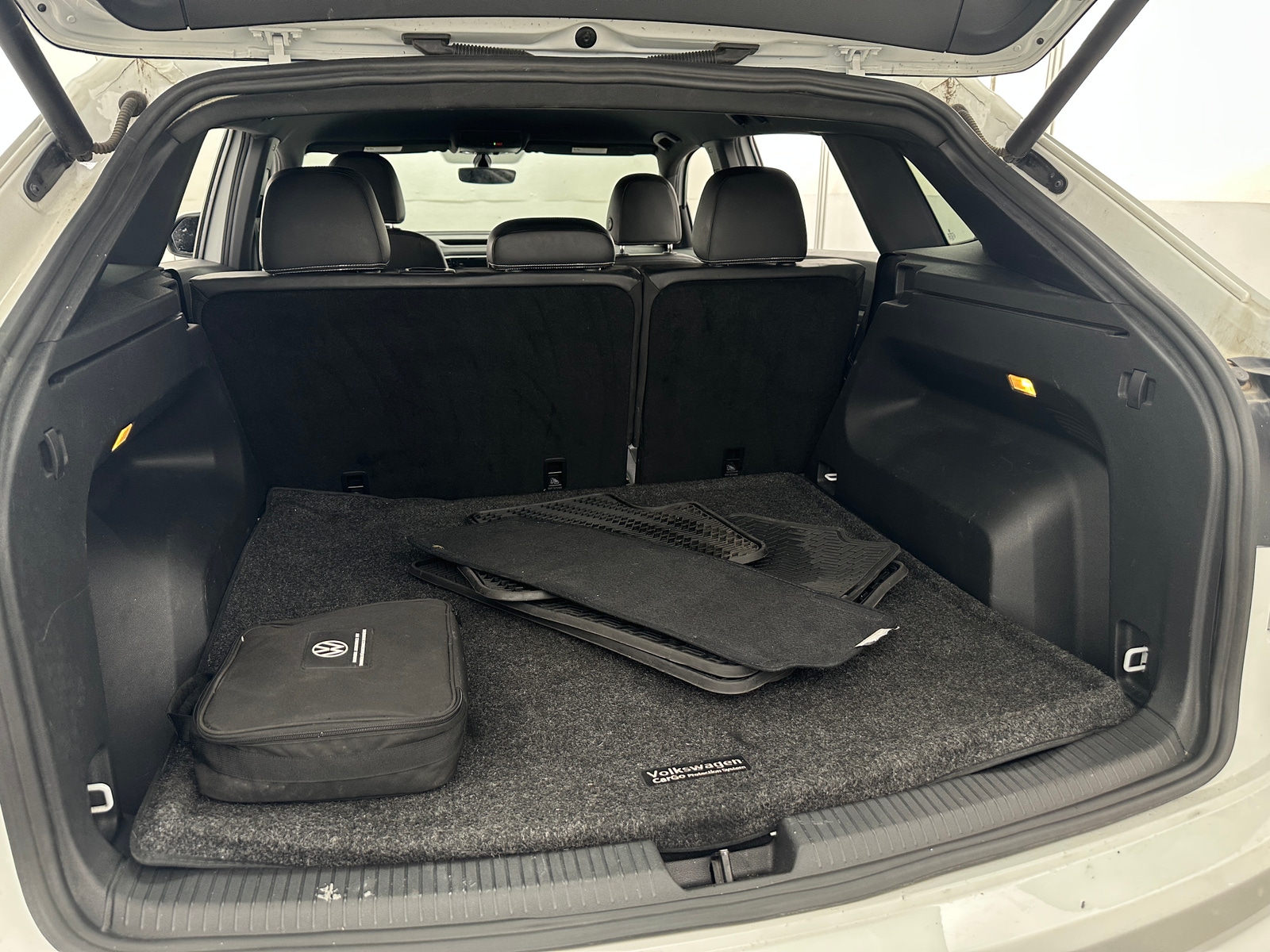 Thumbnail: 2022 Volkswagen Atlas - 6