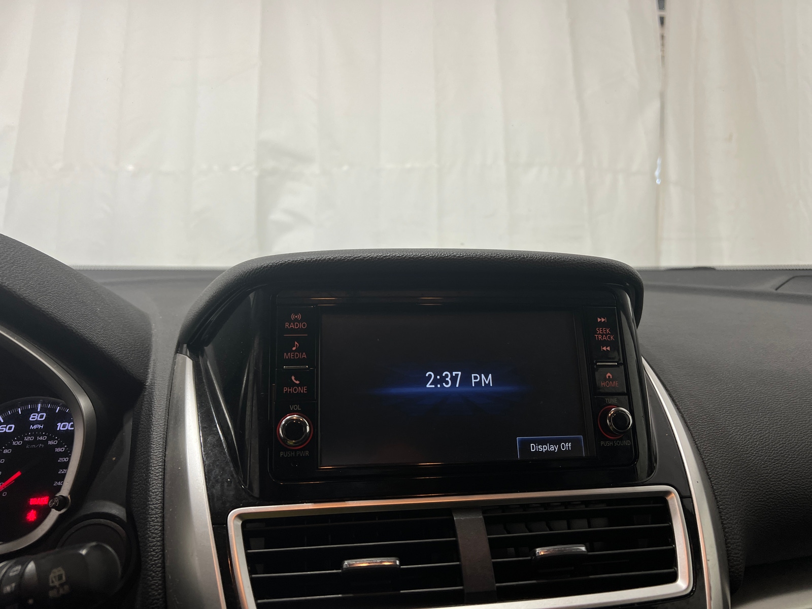 Thumbnail: 2019 Mitsubishi Eclipse Cross - 4