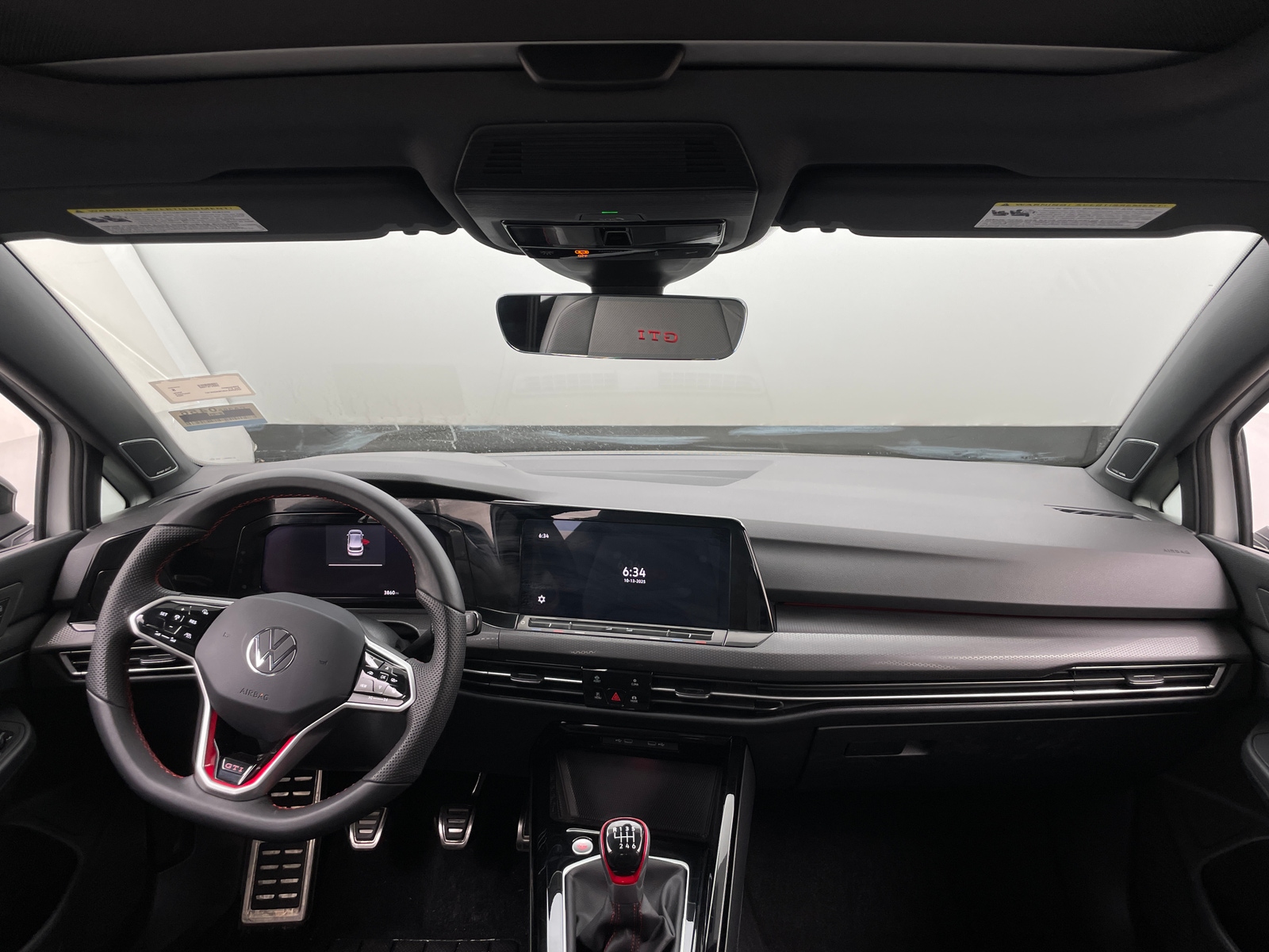 Thumbnail: 2024 Volkswagen Golf - 2