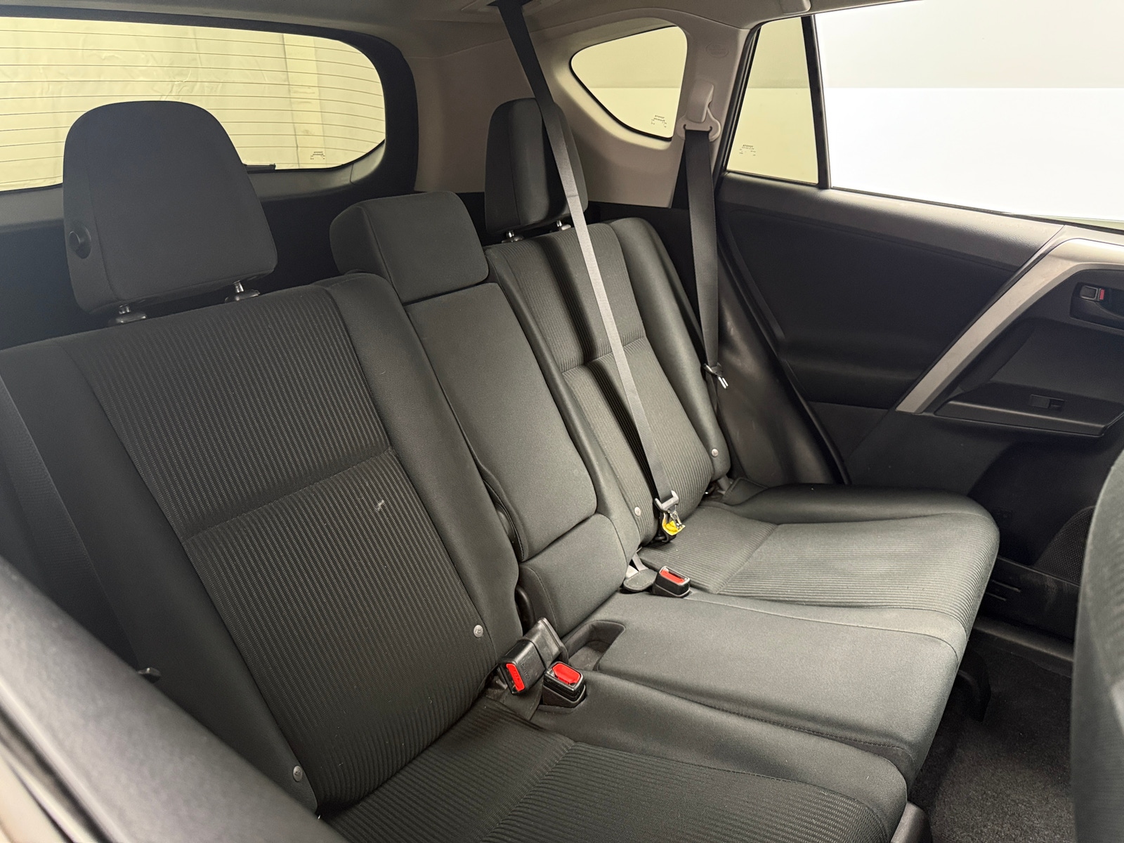 Thumbnail: 2017 Toyota RAV4 - 6