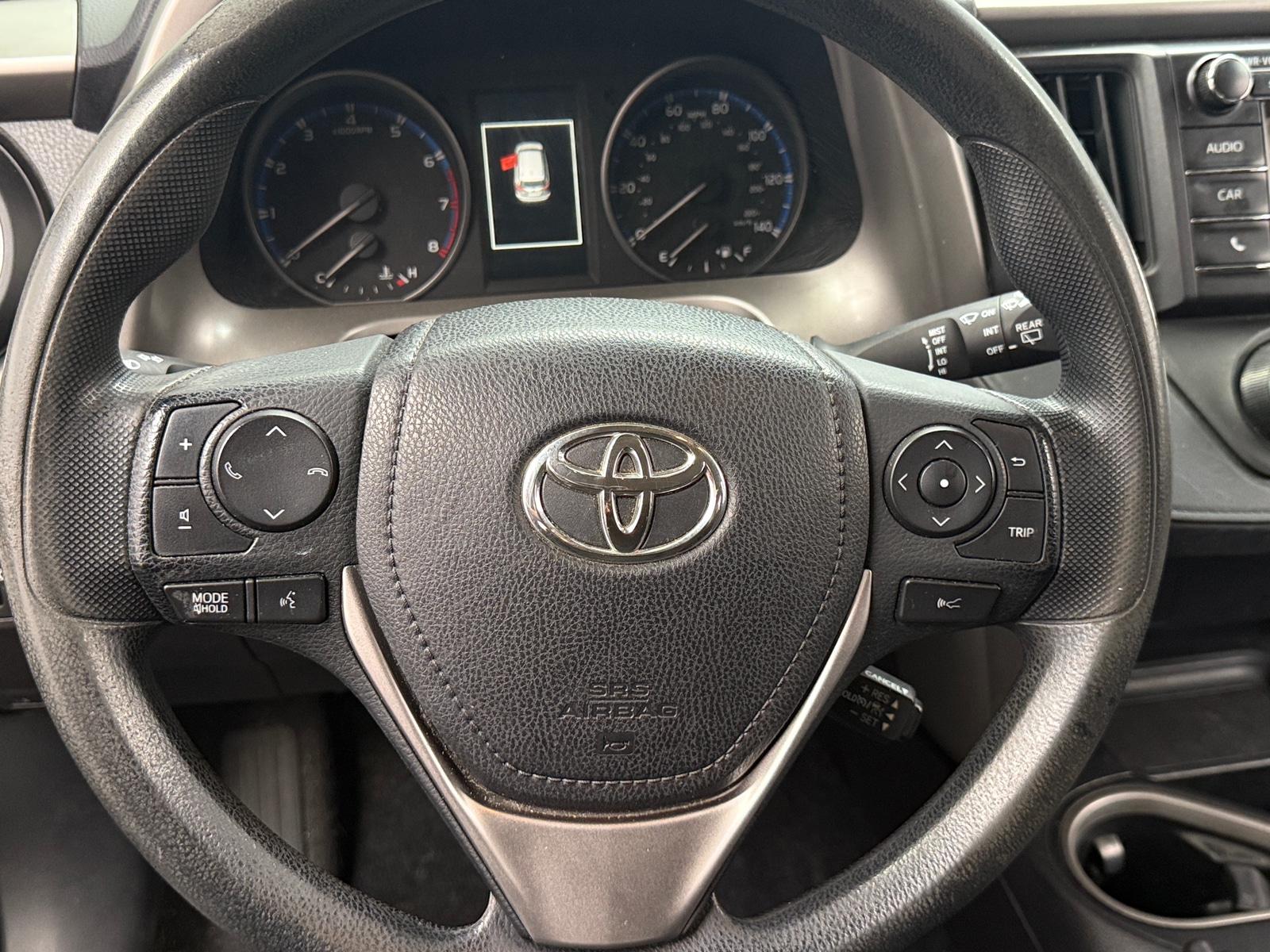 Thumbnail: 2017 Toyota RAV4 - 5