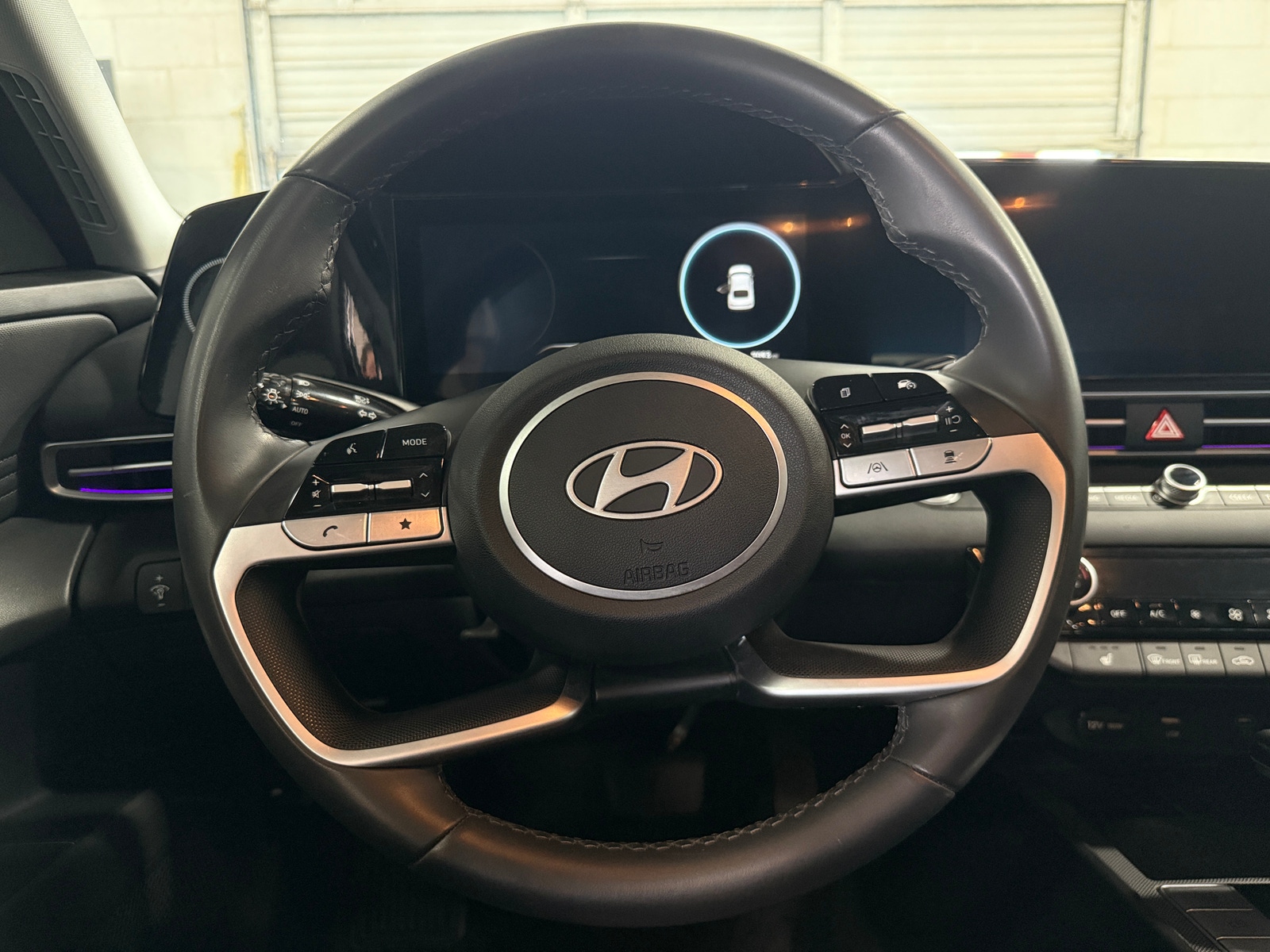 Thumbnail: 2025 Hyundai Elantra - 4