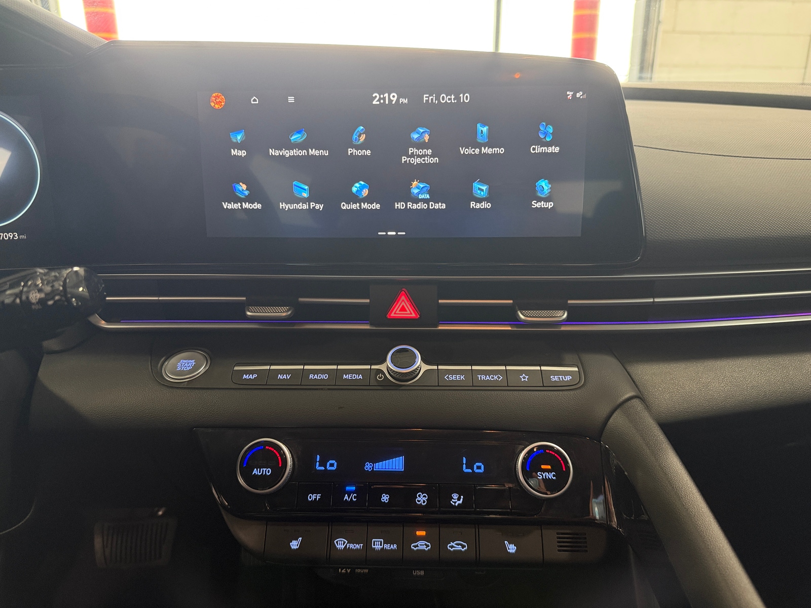 Thumbnail: 2025 Hyundai Elantra - 3