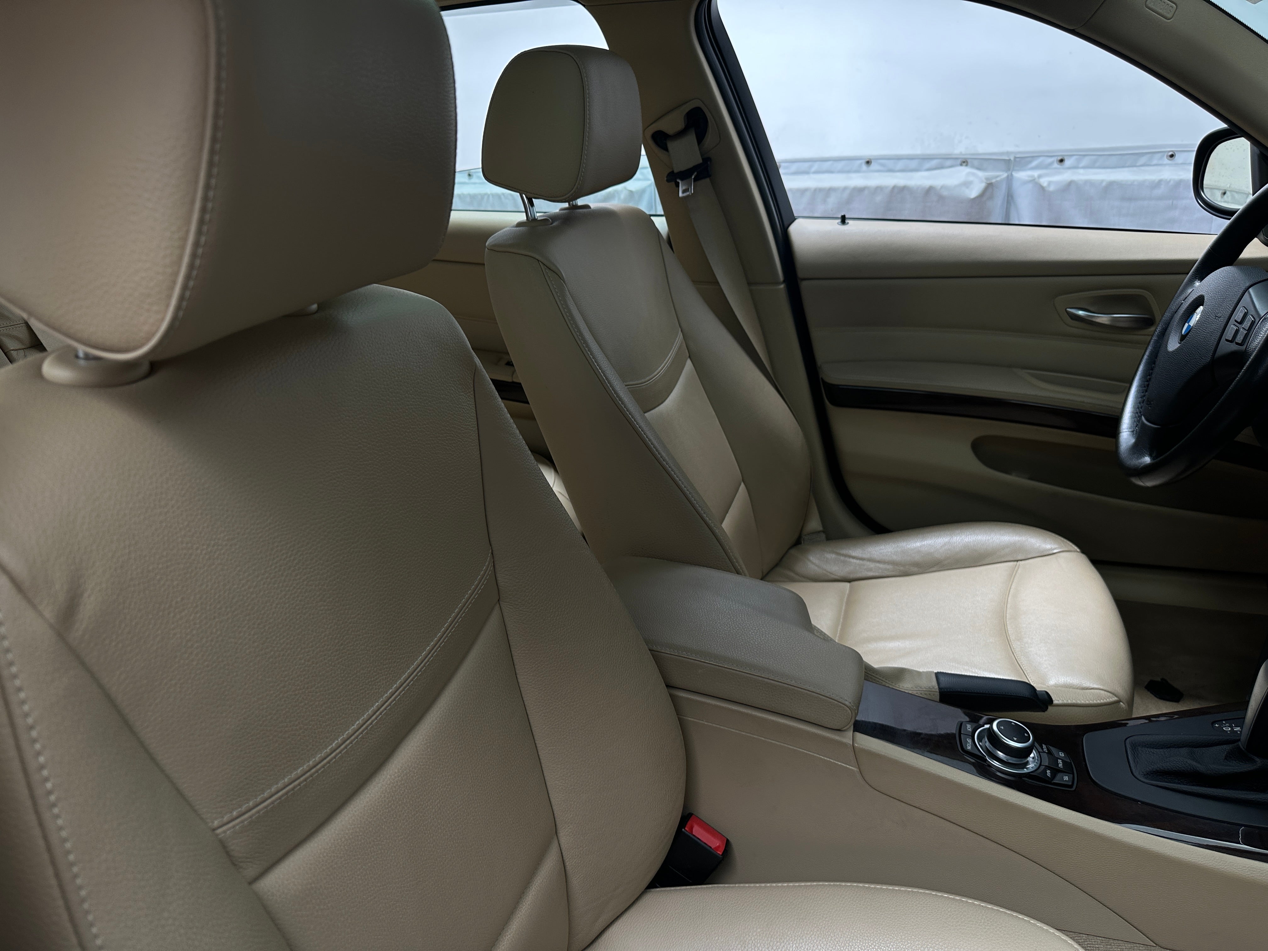 2011 BMW 3 Series