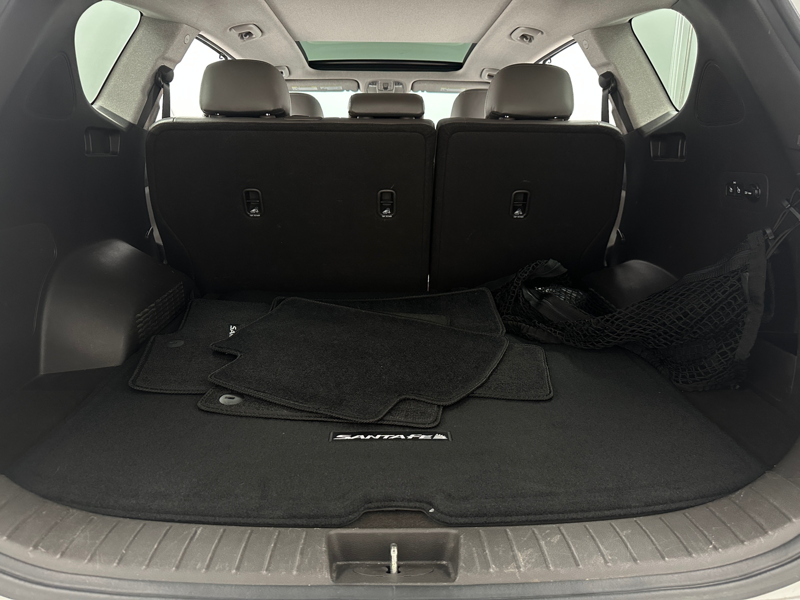 Thumbnail: 2020 Hyundai Santa Fe - 7