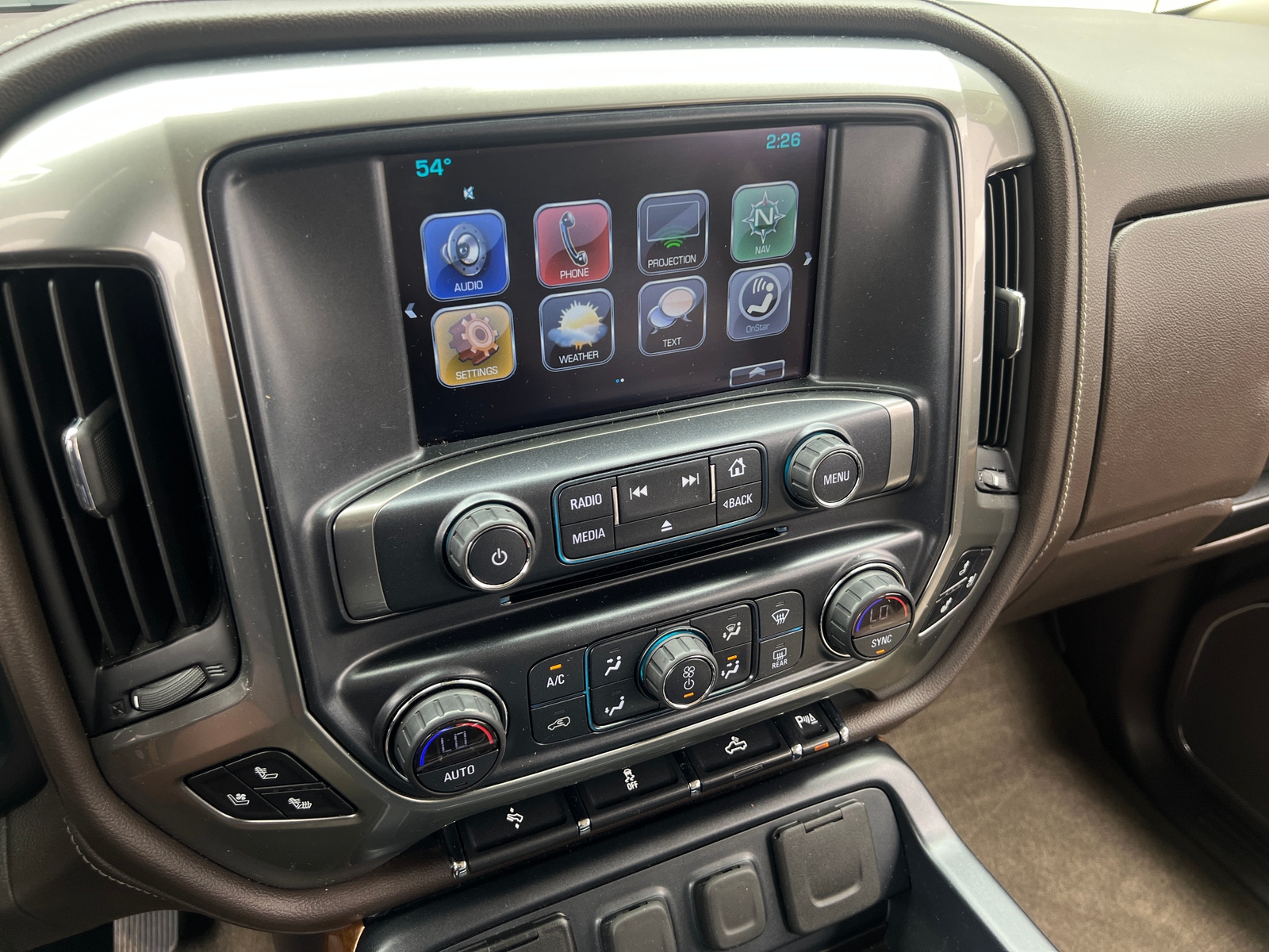 Thumbnail: 2018 Chevrolet Silverado 1500 - 3