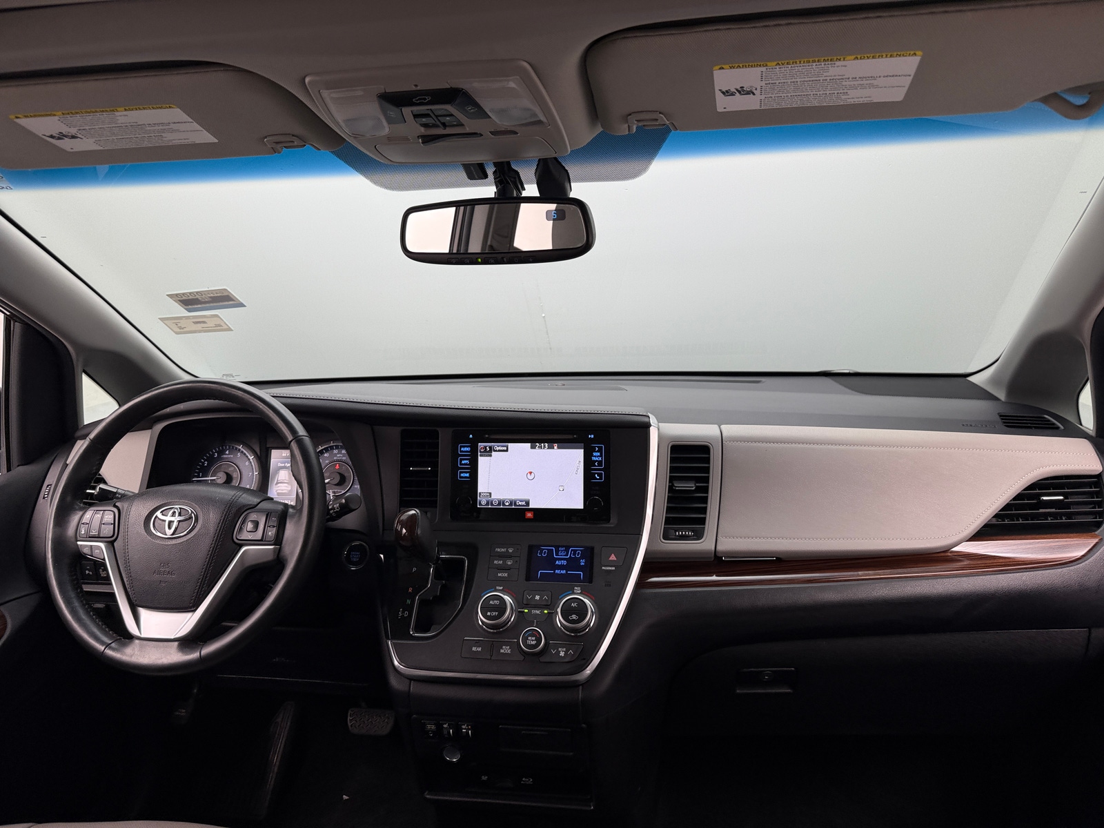 Thumbnail: 2015 Toyota Sienna - 2