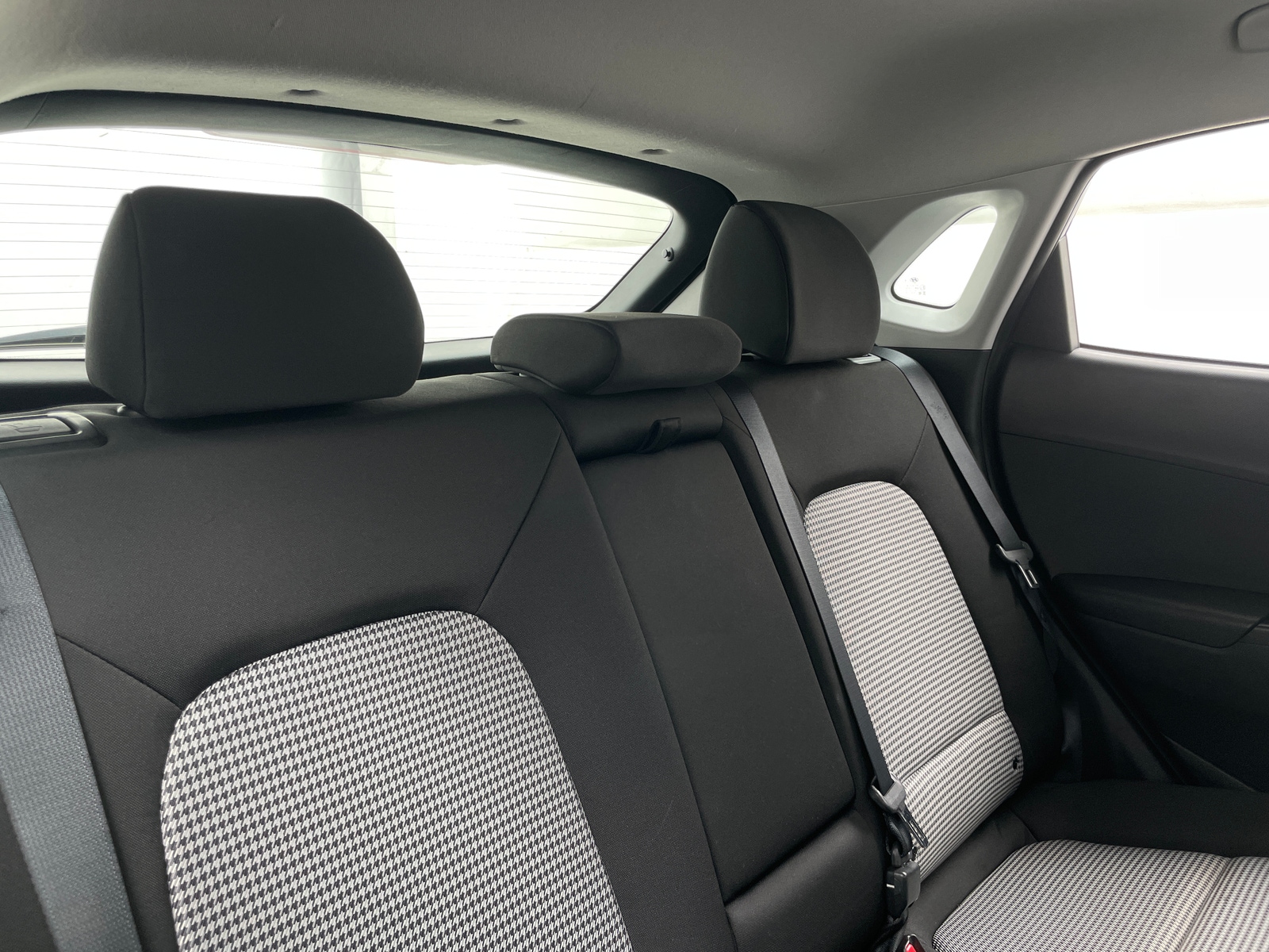 Thumbnail: 2020 Hyundai Kona - 6