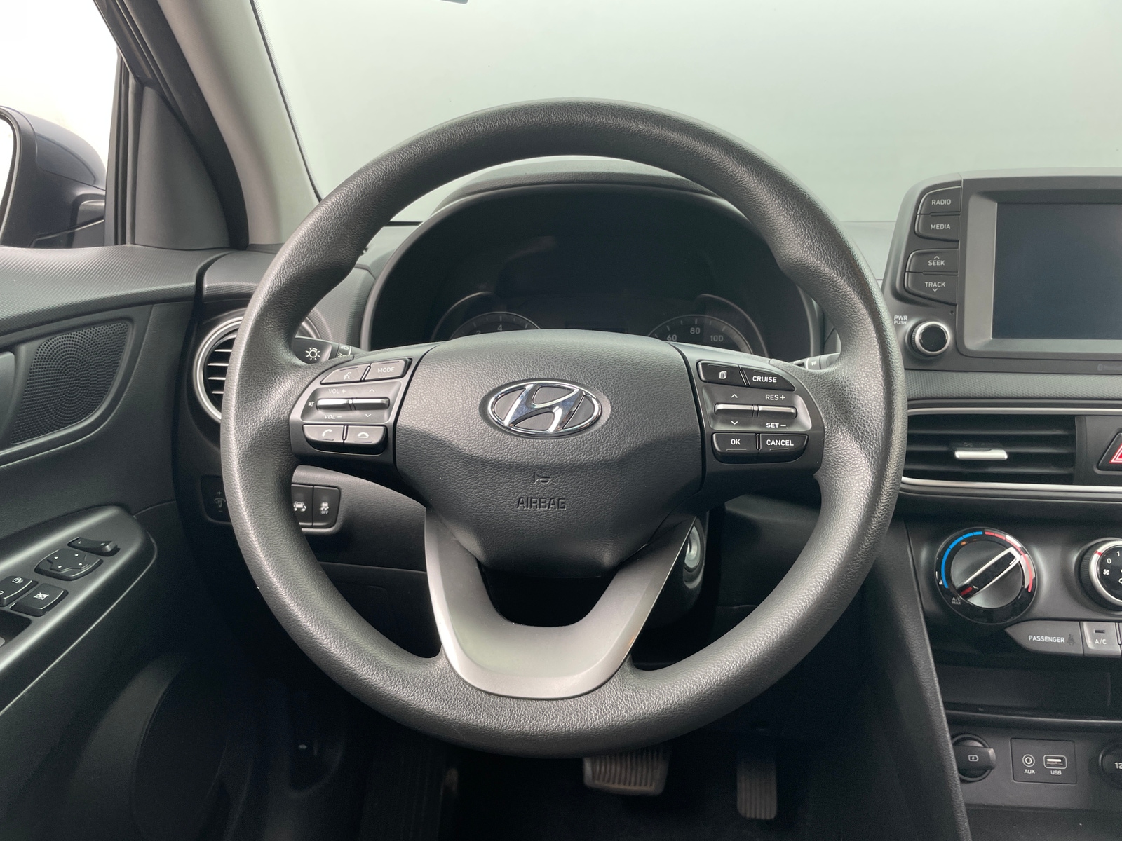 Thumbnail: 2020 Hyundai Kona - 5