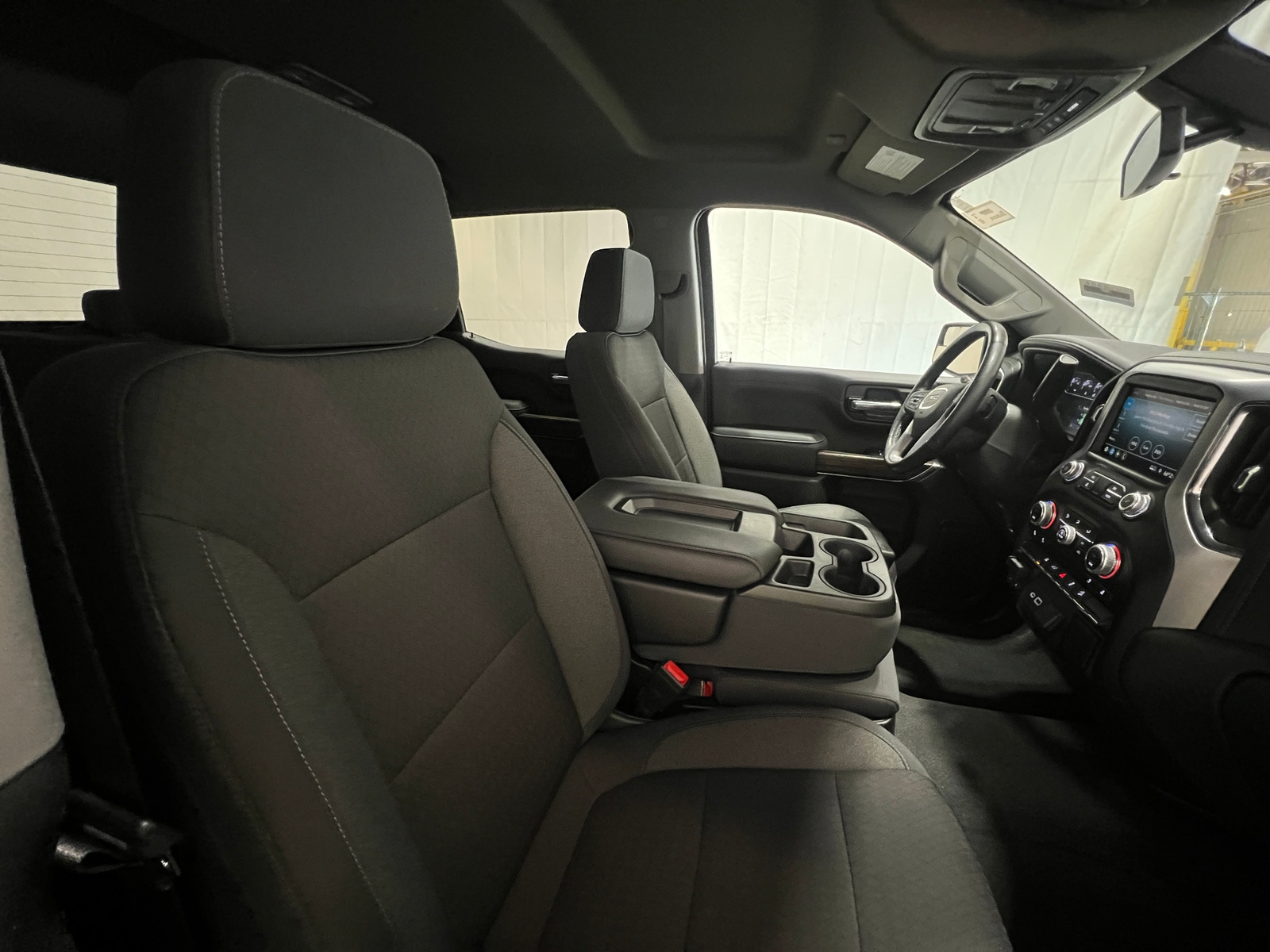 Thumbnail: 2021 GMC Sierra 1500 - 2