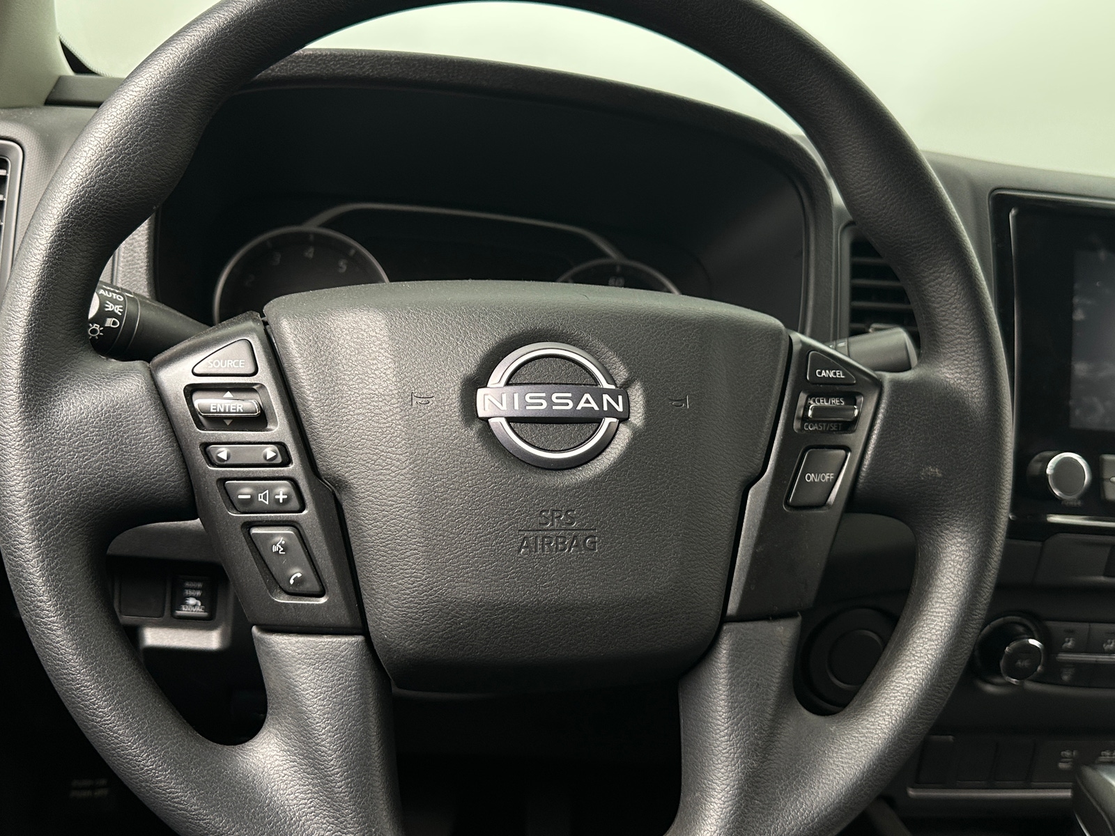 Thumbnail: 2024 Nissan Frontier - 5