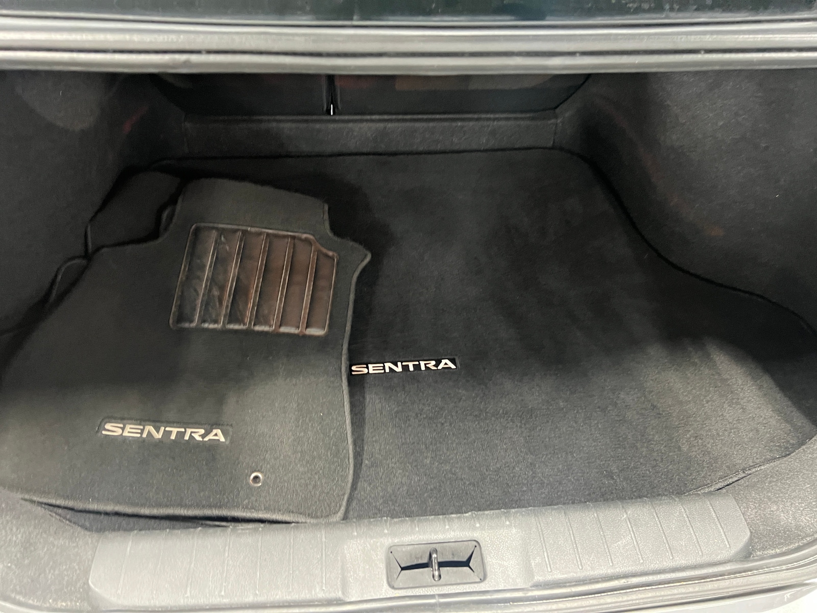 Thumbnail: 2023 Nissan Sentra - 7