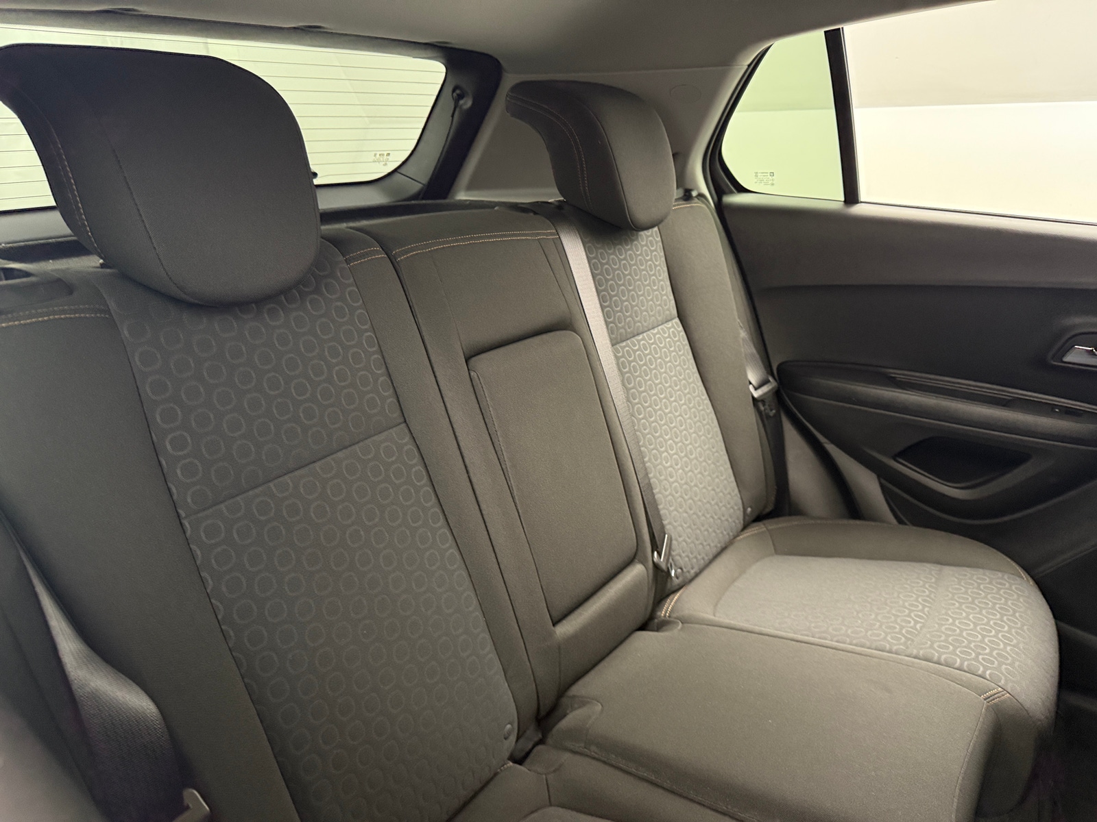 Thumbnail: 2022 Chevrolet Trax - 6