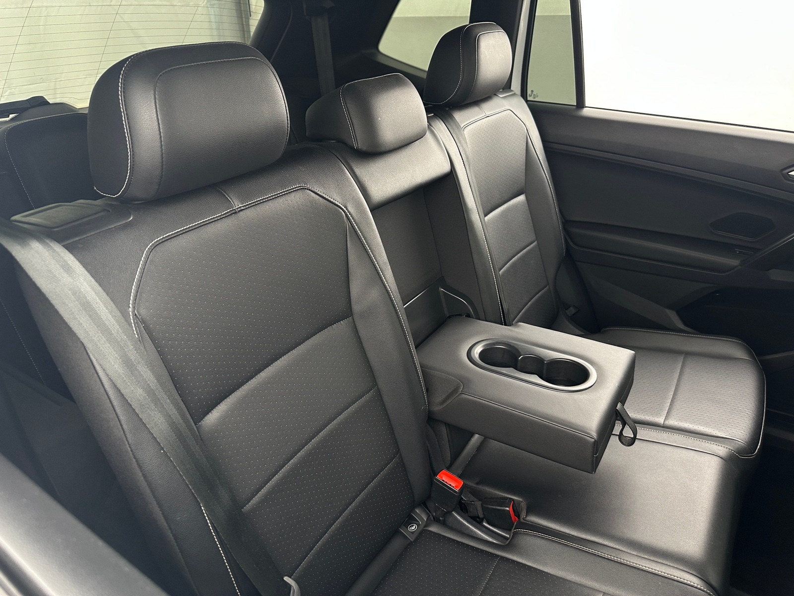 Thumbnail: 2021 Volkswagen Tiguan - 5