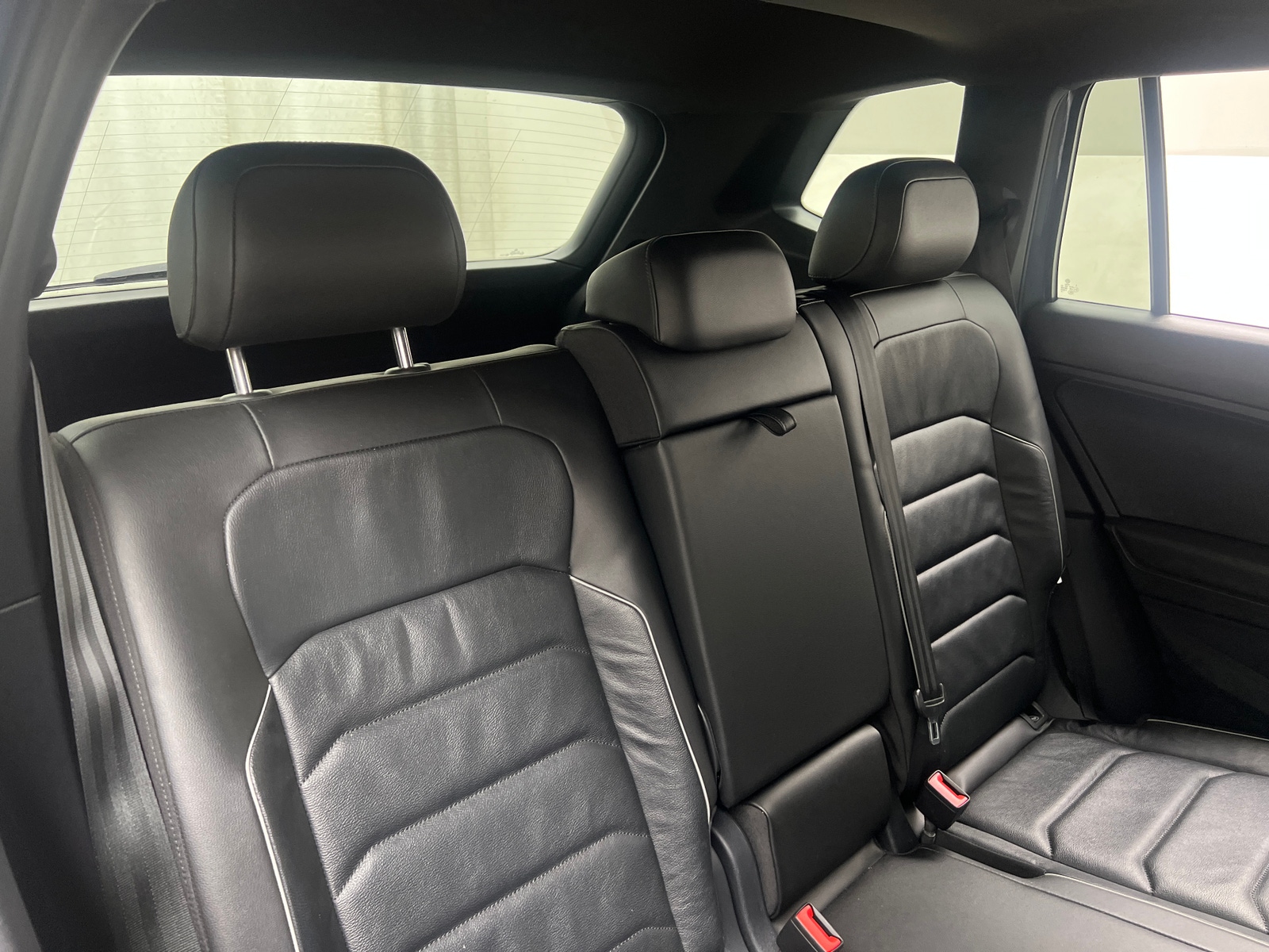 Thumbnail: 2018 Volkswagen Tiguan - 5