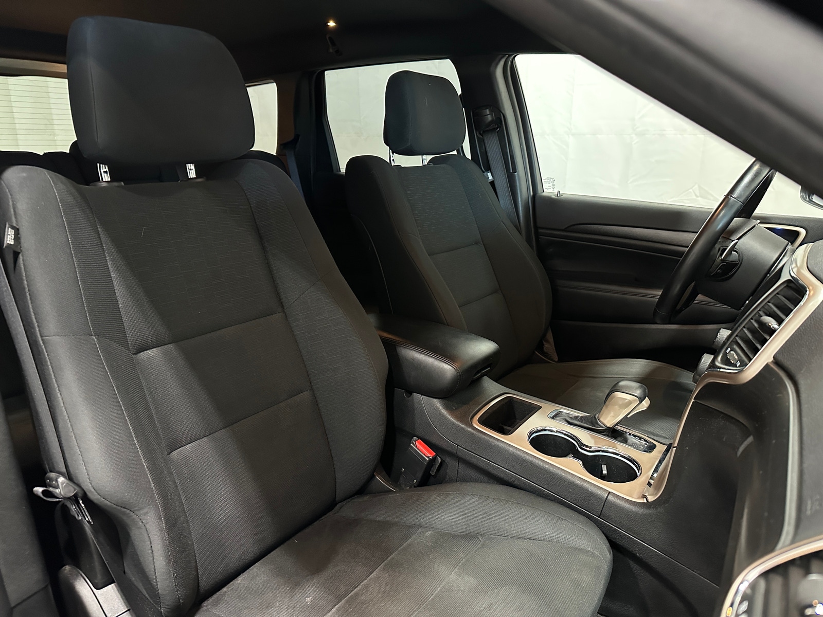 Thumbnail: 2017 Jeep Grand Cherokee - 2