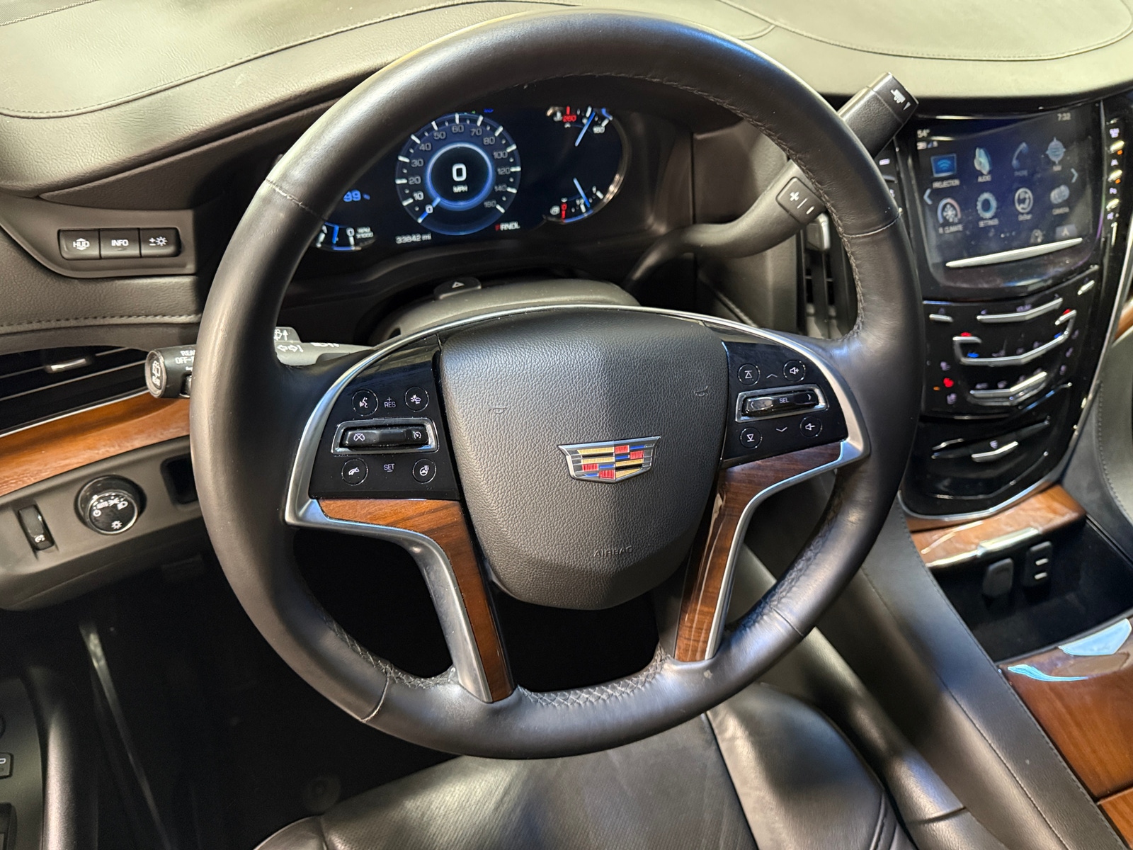 Thumbnail: 2017 Cadillac Escalade - 4