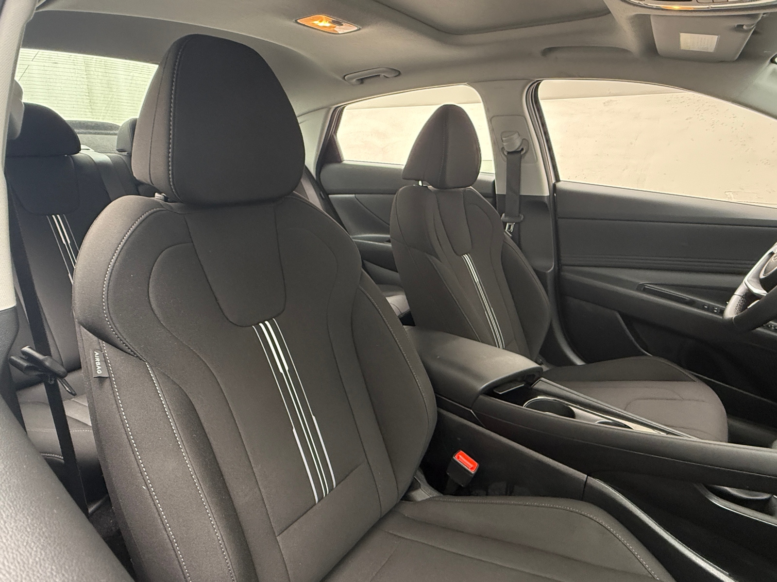 Thumbnail: 2025 Hyundai Elantra - 2