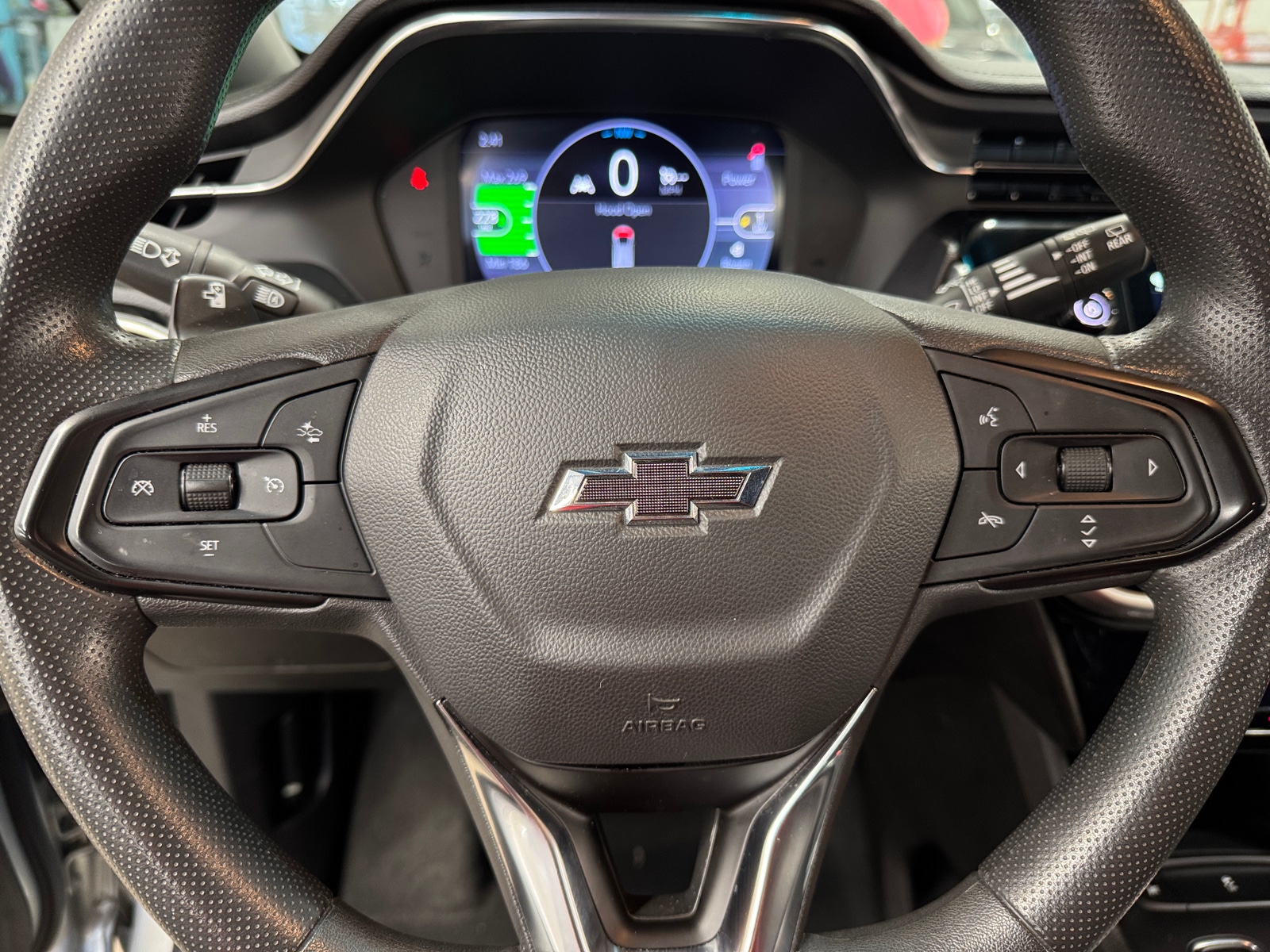 Thumbnail: 2023 Chevrolet Bolt EV - 5
