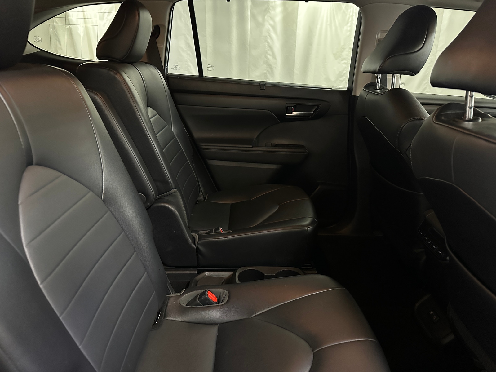 Thumbnail: 2021 Toyota Highlander - 5