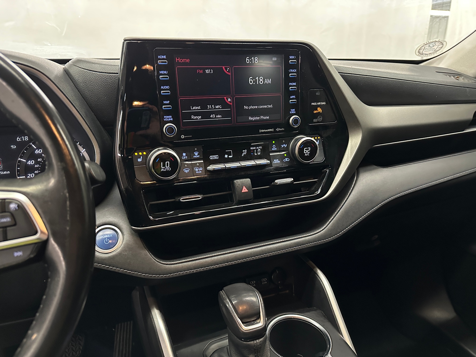 Thumbnail: 2021 Toyota Highlander - 3